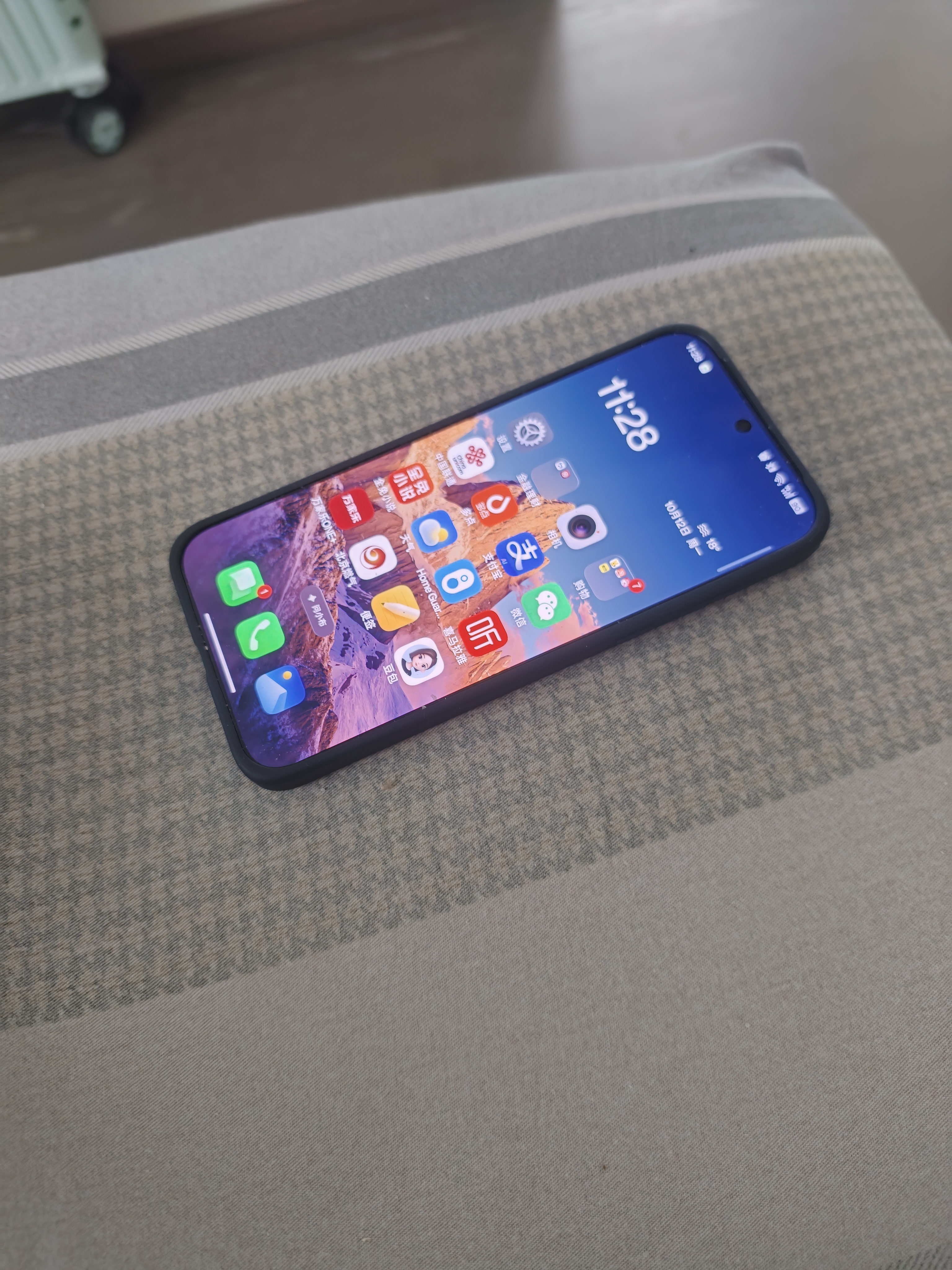OPPO Find X8s+ 16GB+512GB 星野黑 极窄四等边 天玑9400+ 哈苏人像 超长续航电池 AI 5G手机 国家补贴 实拍图