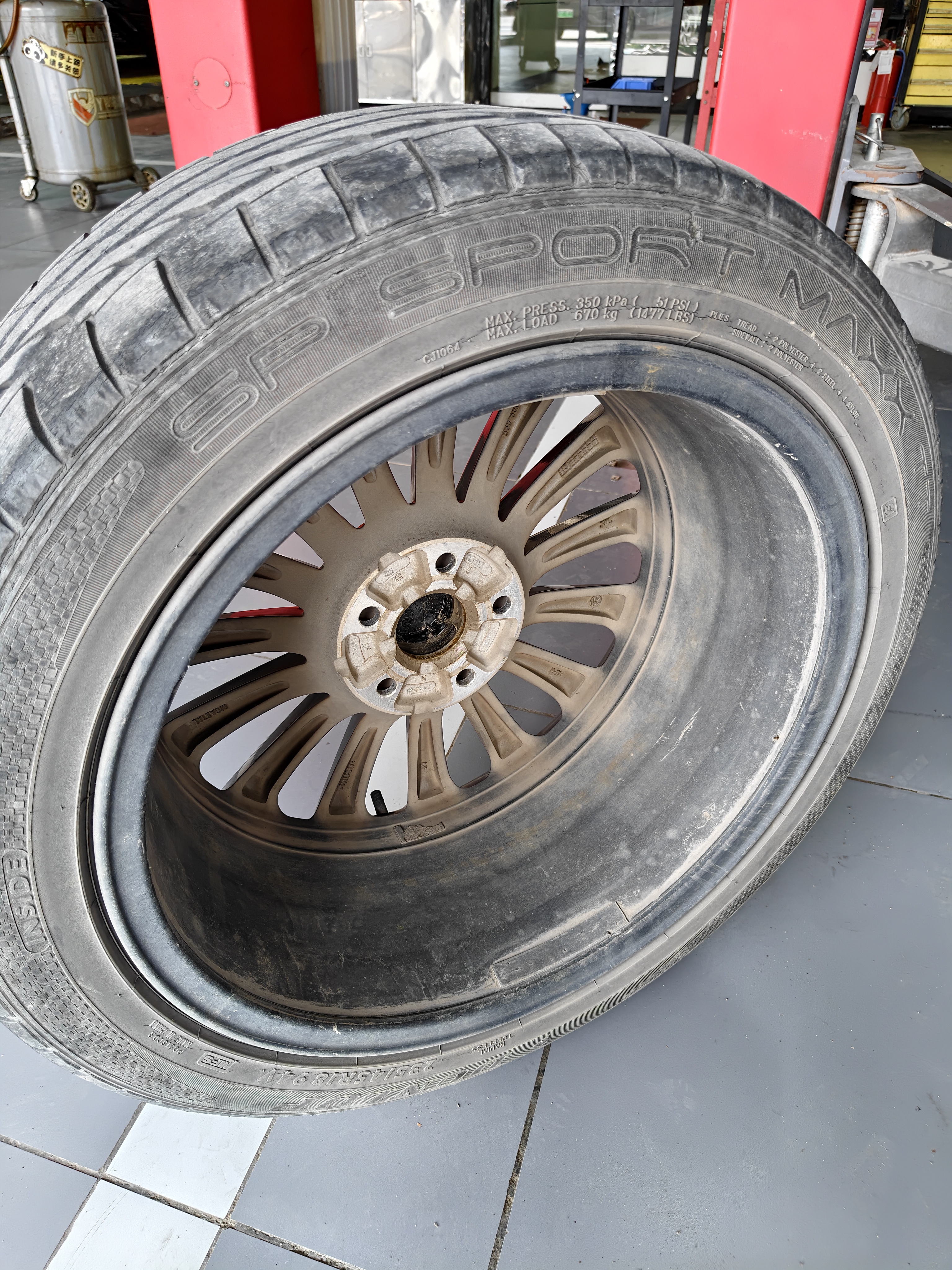 邓禄普（DUNLOP）汽车轮胎235/45R18 94W SP SPORT FM800适配帕萨特雅阁皇冠凯美瑞 实拍图