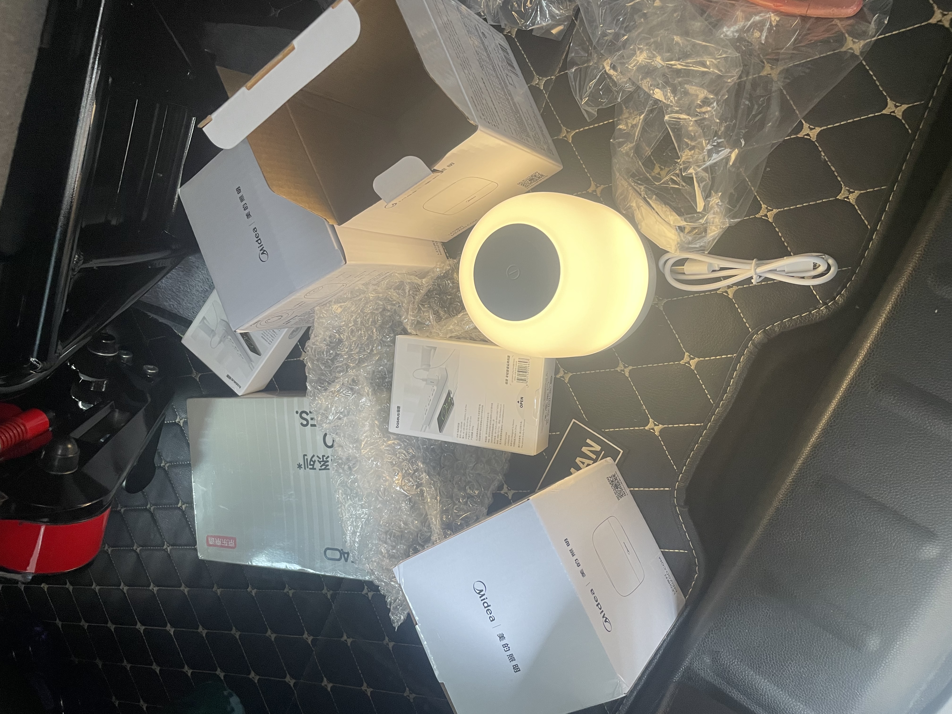 美的（Midea）床头灯卧室柔光小夜灯充电台灯三色调光节日创意礼品礼物起夜灯 实拍图