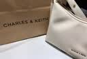 CHARLES&KEITH柔软拉链式褶皱单肩包腋下包包女包生日礼物CK2-40782472 Cream奶白色 S 实拍图