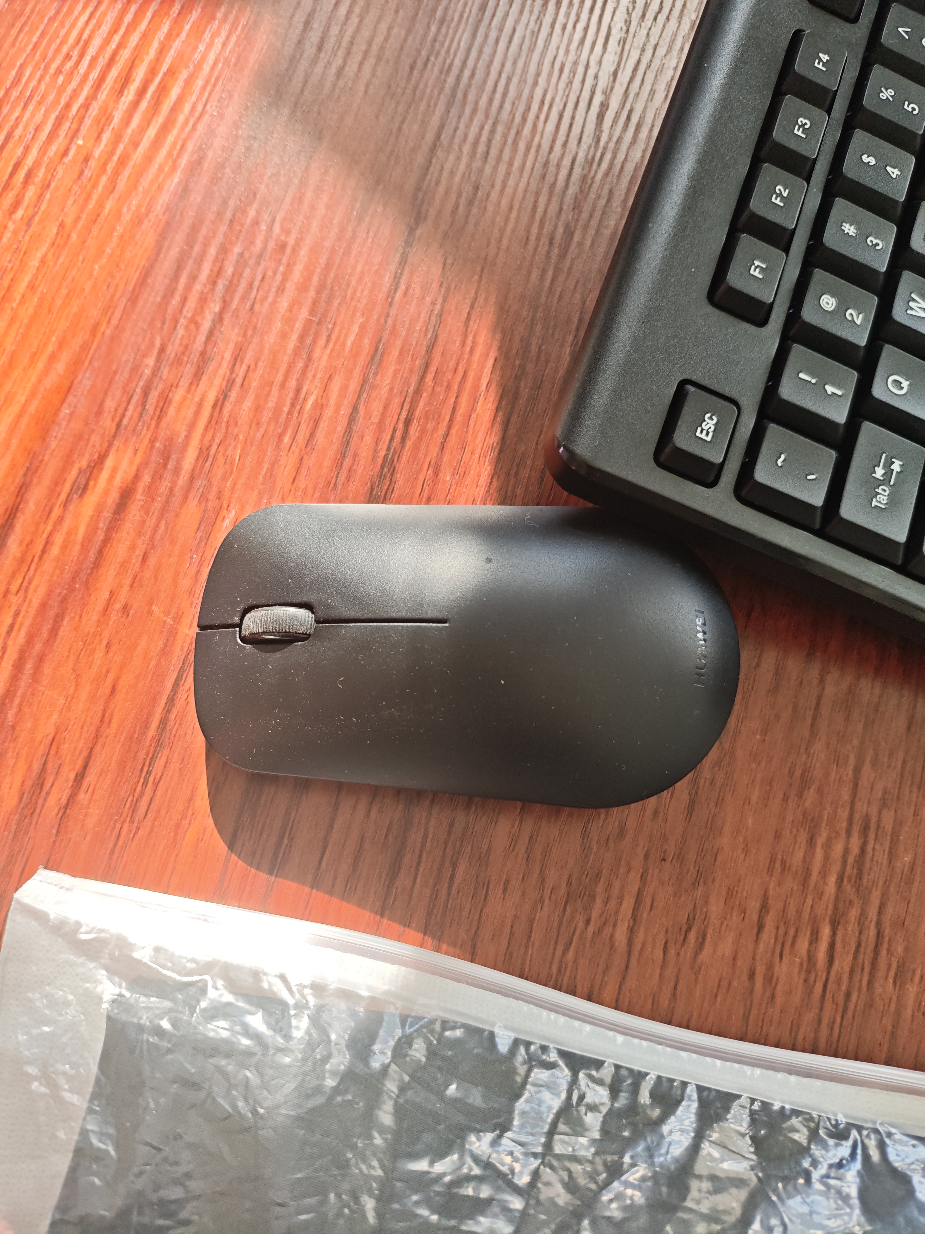 联想（Lenovo）无线键盘鼠标套装 键鼠套装 全尺寸键盘 商务办公 MK23Lite 实拍图