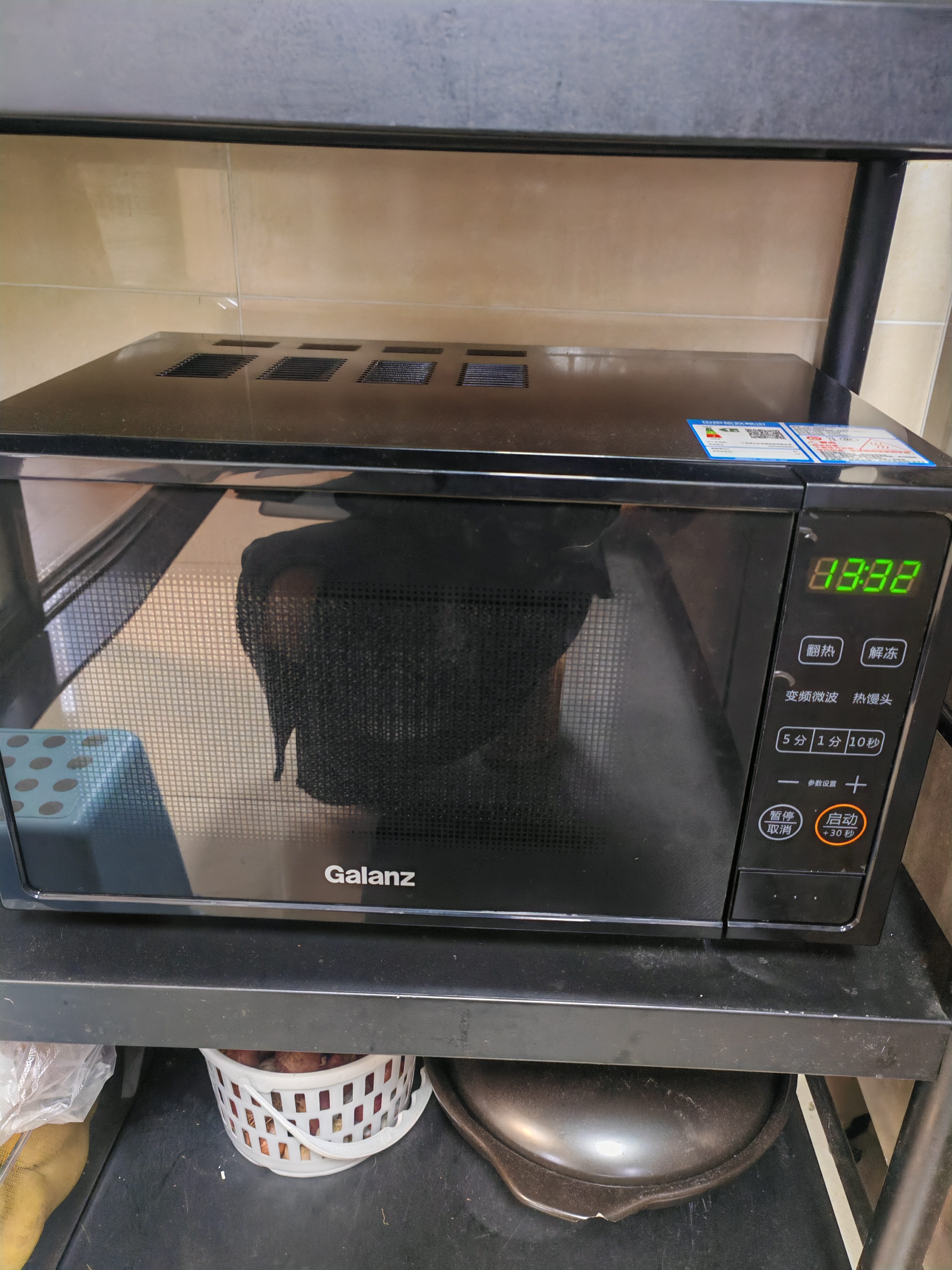 格兰仕（Galanz）微波炉家用变频平板式易清洁一级能效800W微波速热家庭20L小型一键解冻简易操作DB1 实拍图