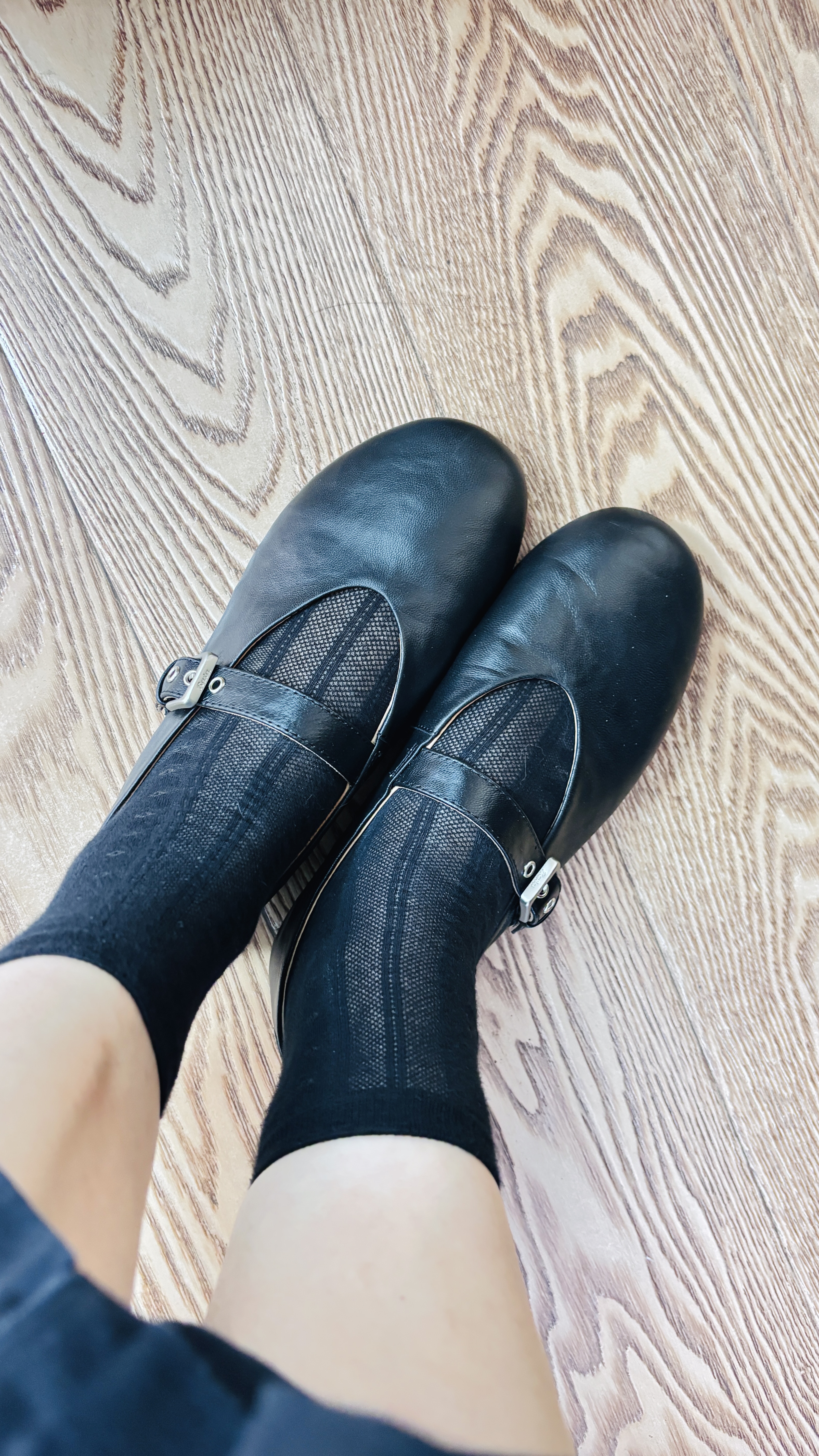 拔佳（Bata）拔佳玛丽珍女春复古抓纹羊皮软底单鞋 实拍图