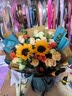 艾斯维娜鲜花速递向日葵混搭花束生日礼物全国同城配送 向日葵香槟韩式花束 实拍图