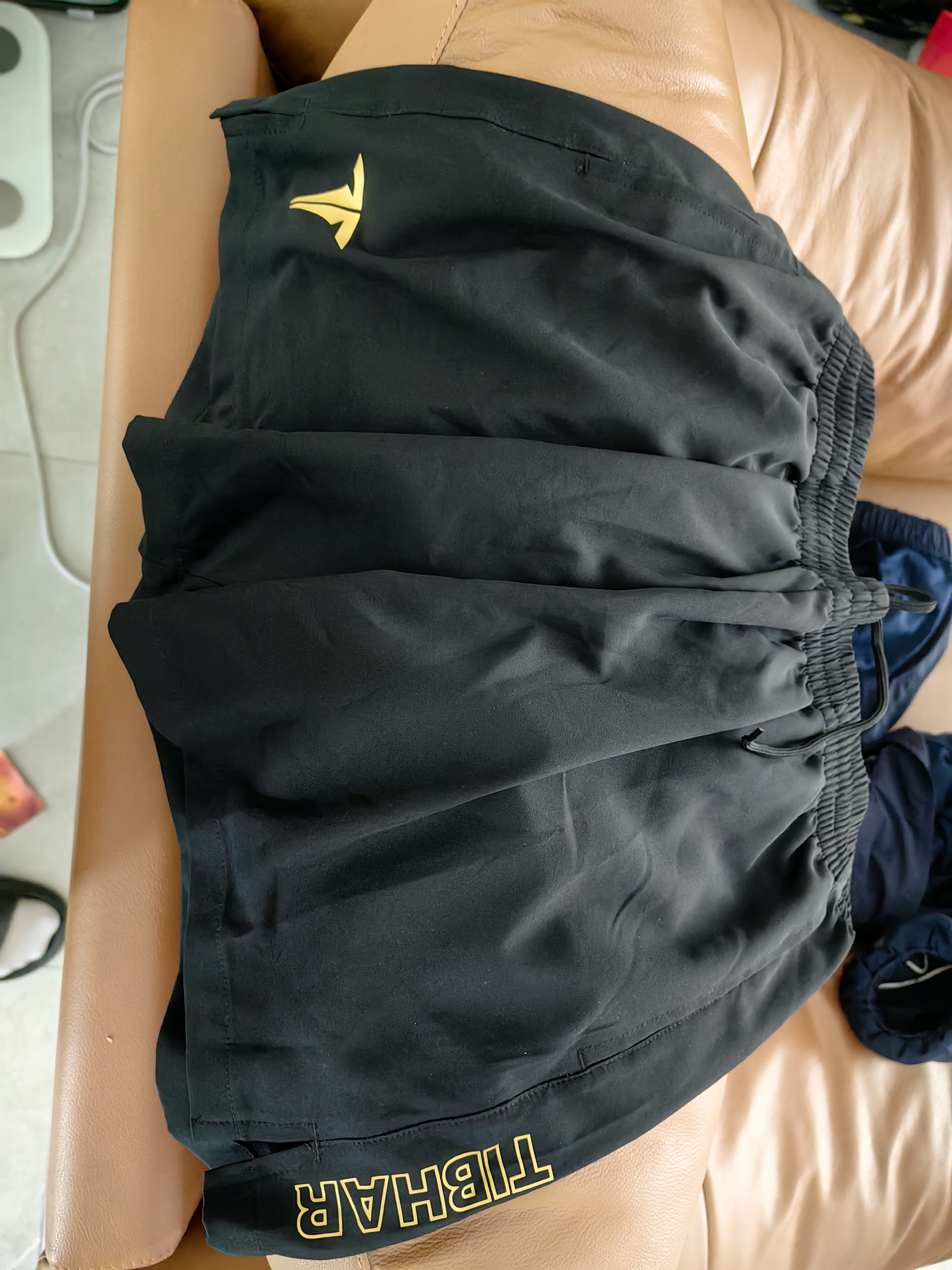 挺拔（TIBHAR）乒乓球短裤男女夏季速干新款透气运动裤排汗比赛裤 黑金M 实拍图
