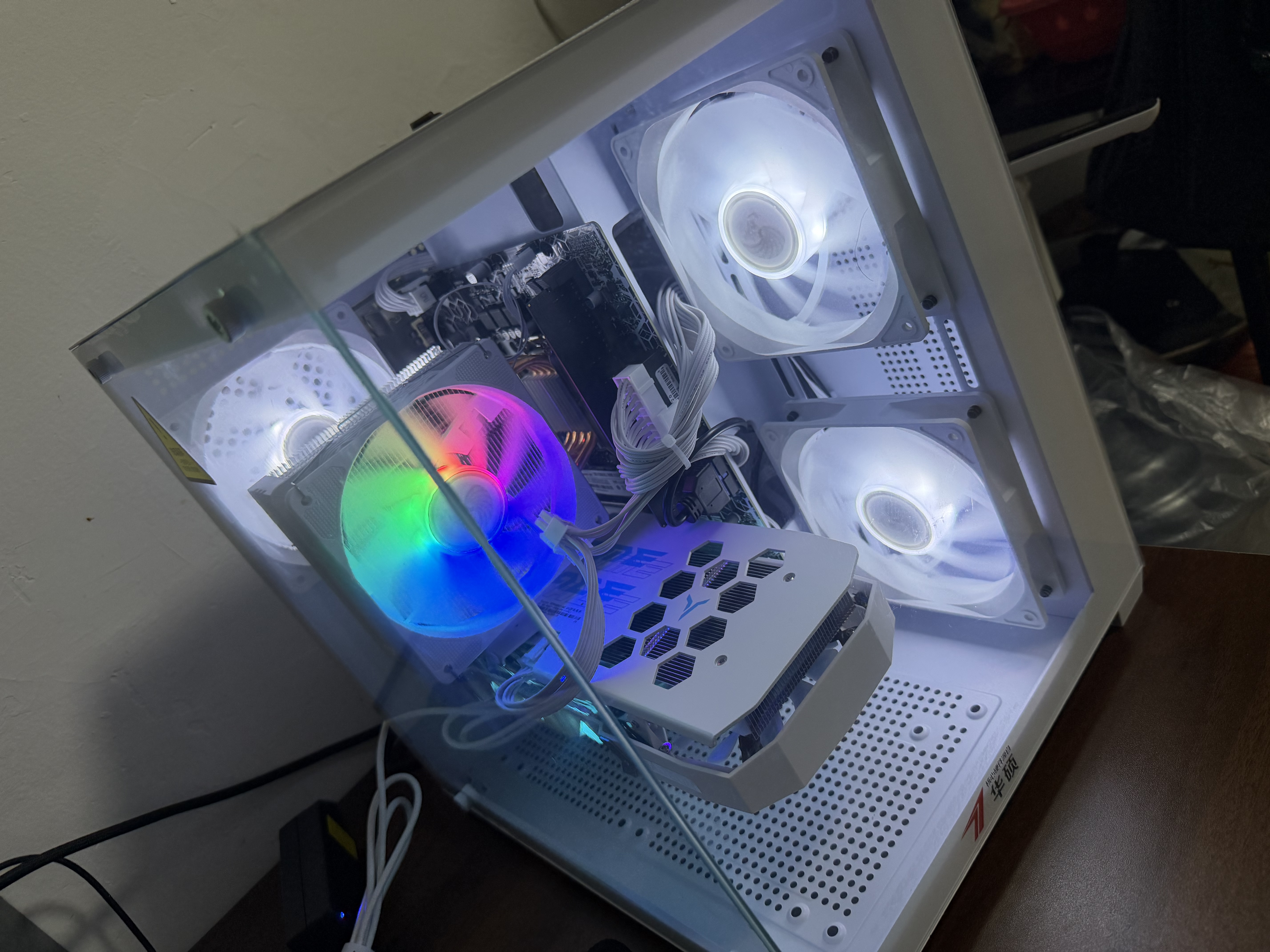 华硕（ASUS）ROG全家桶 英特尔酷睿14代i5/i7台式电脑游戏主机5060ti/5070直播设计三角洲黑神话水冷整套海景房 单主机【六年质保+豪华键鼠礼包】 热销四：14代i5-14490F丨1 实拍图