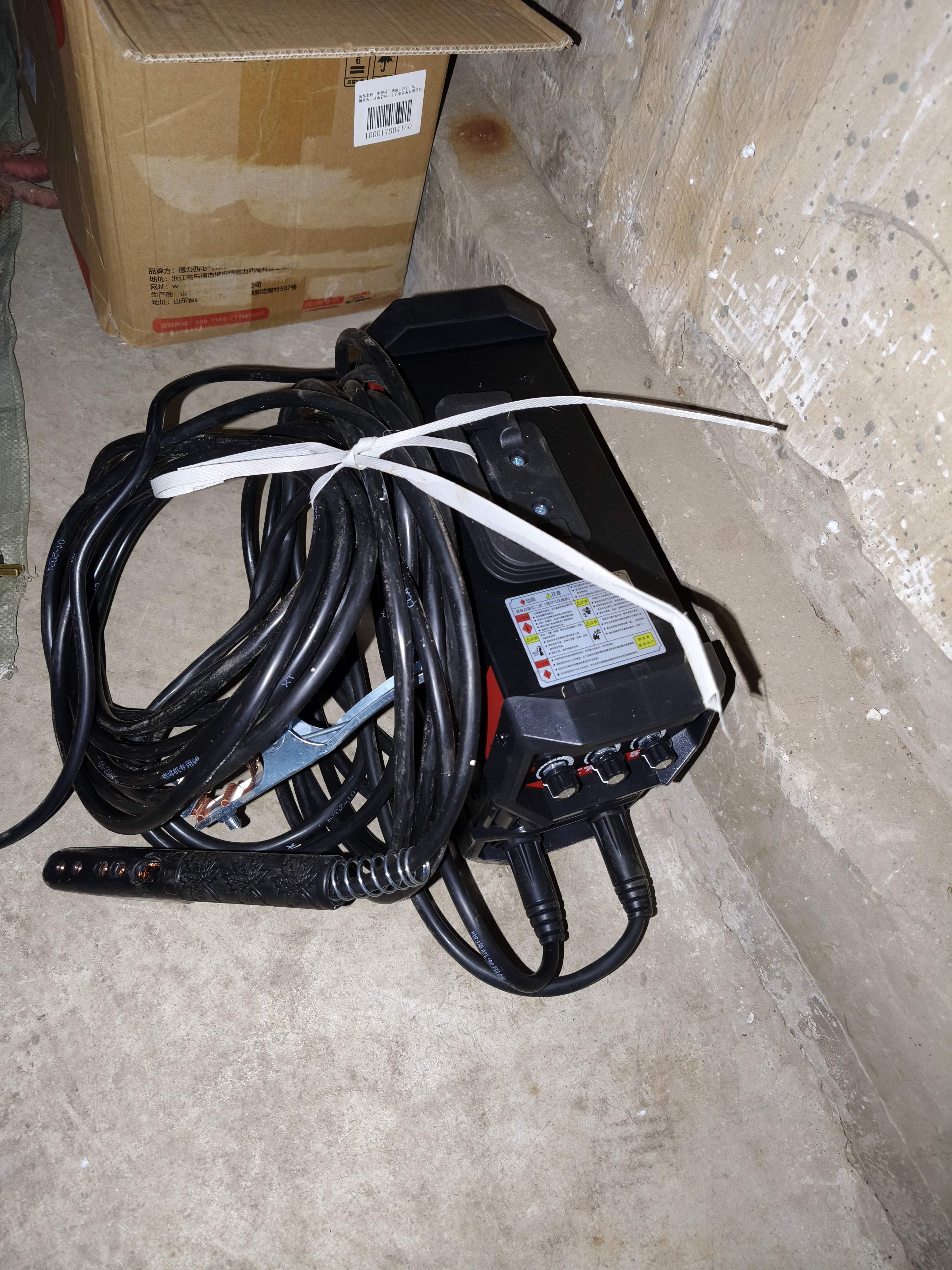 德力西电焊机220v 380v两用双电压焊机ZX7-315家用小型手提式工业焊机 实拍图