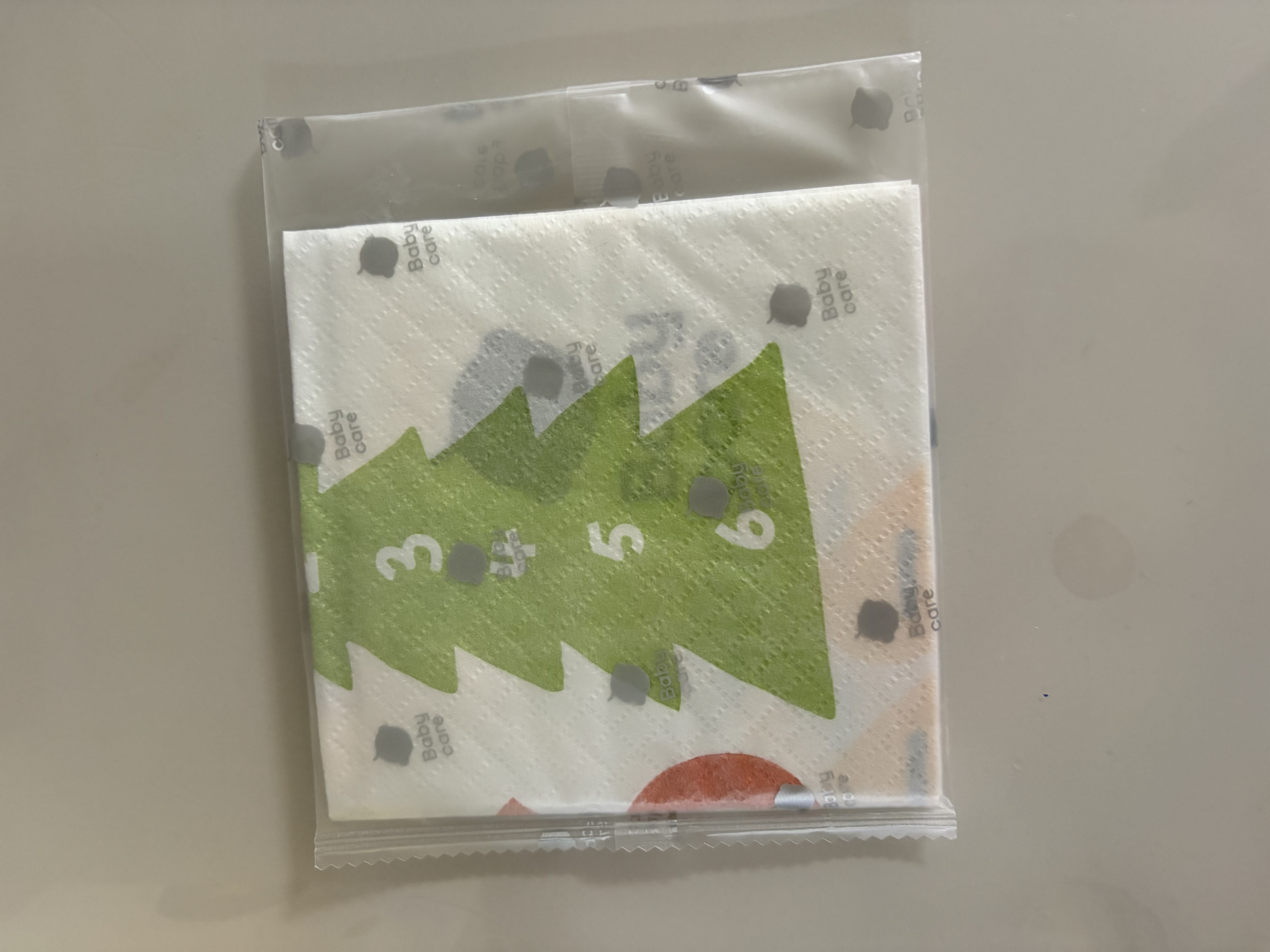 babycare宝宝一次性餐垫儿童外出吃饭便携餐具防水隔污桌布餐桌垫20片/盒 实拍图