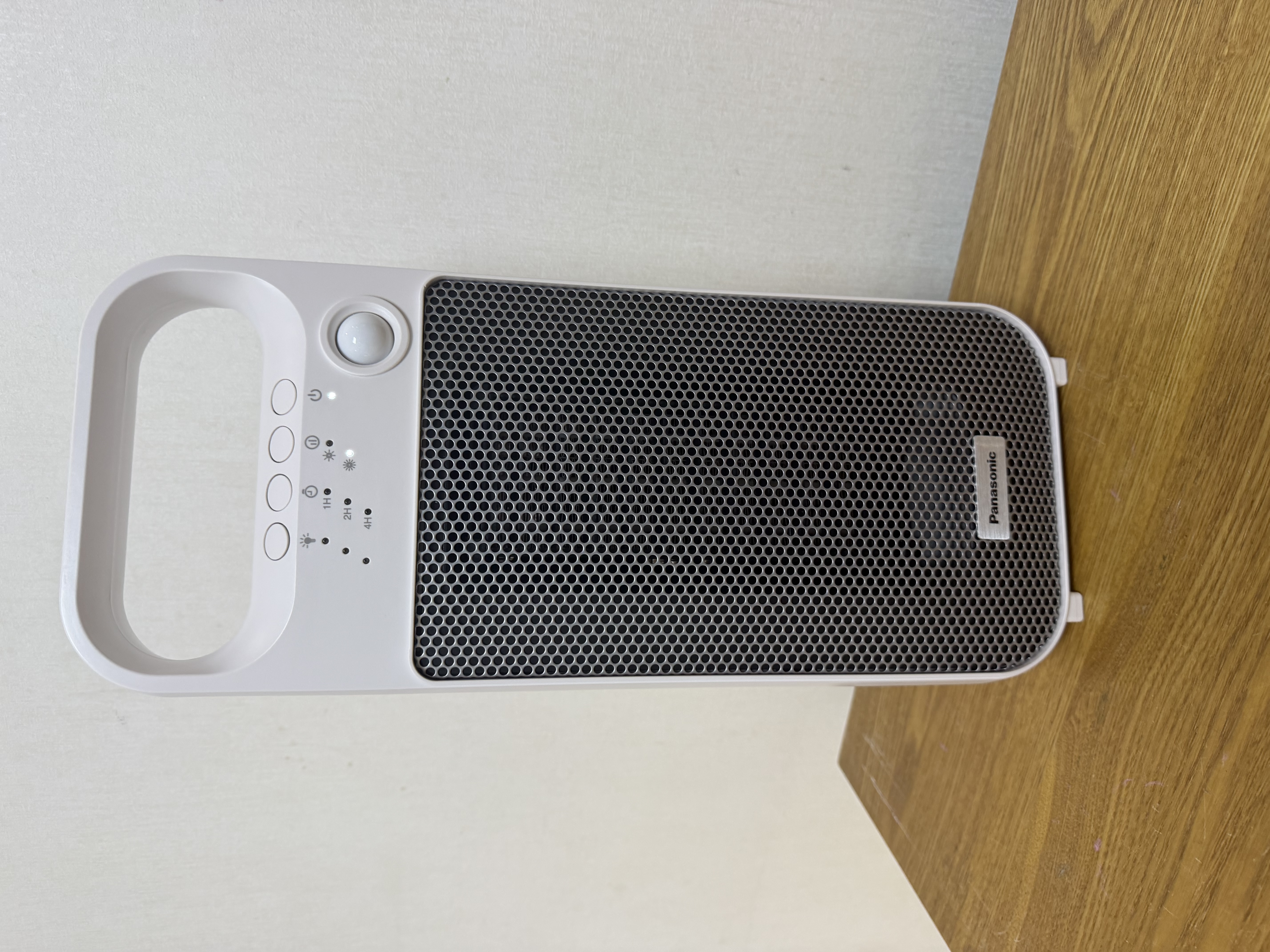 松下（Panasonic）暖风机取暖器家用浴室防水速热立式电暖器办公室卧室小型电暖气电暖风母婴热风机DS-PF2027CW 实拍图