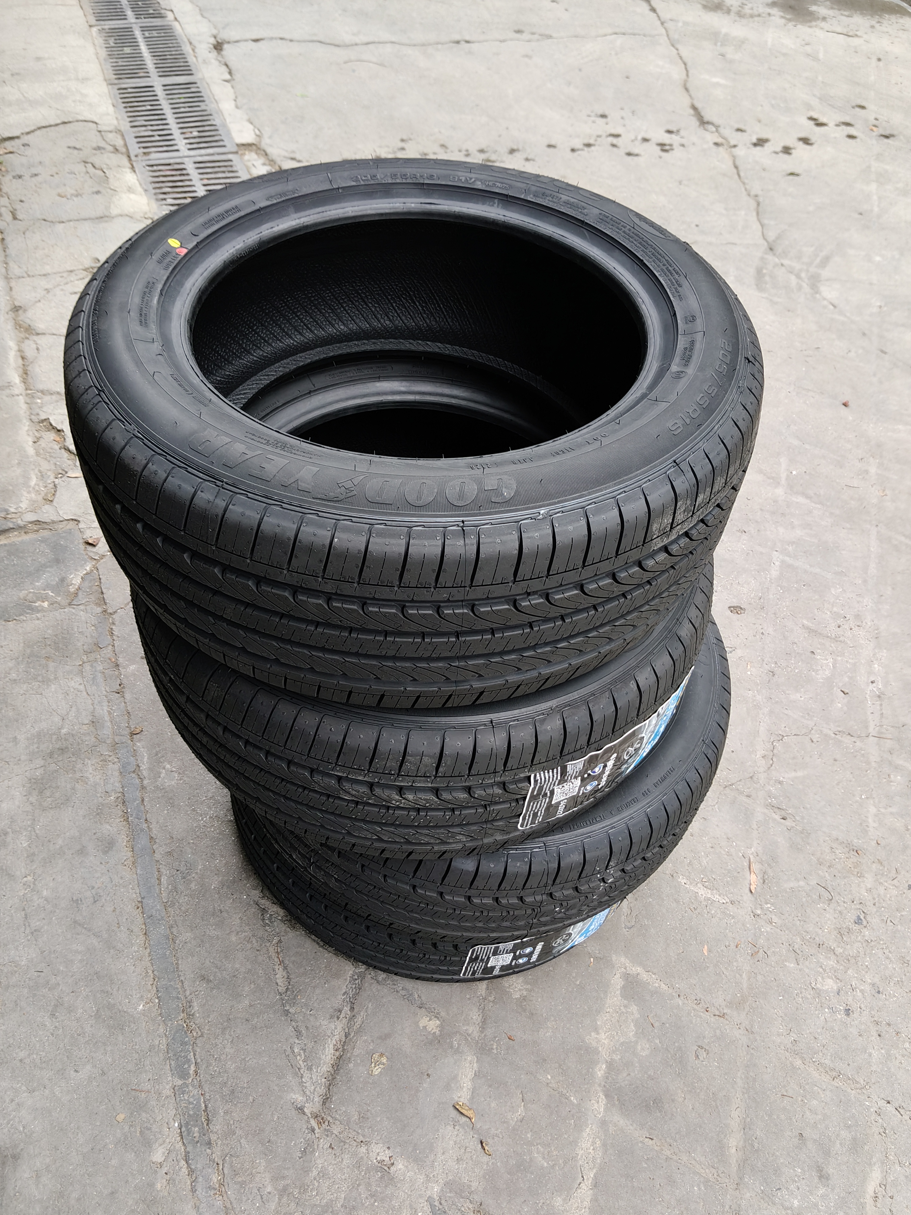 固特异轮胎 Goodyear 安乘205/55R16 91V 福睿斯英朗世嘉 全新轮胎 汽车轮胎 实拍图
