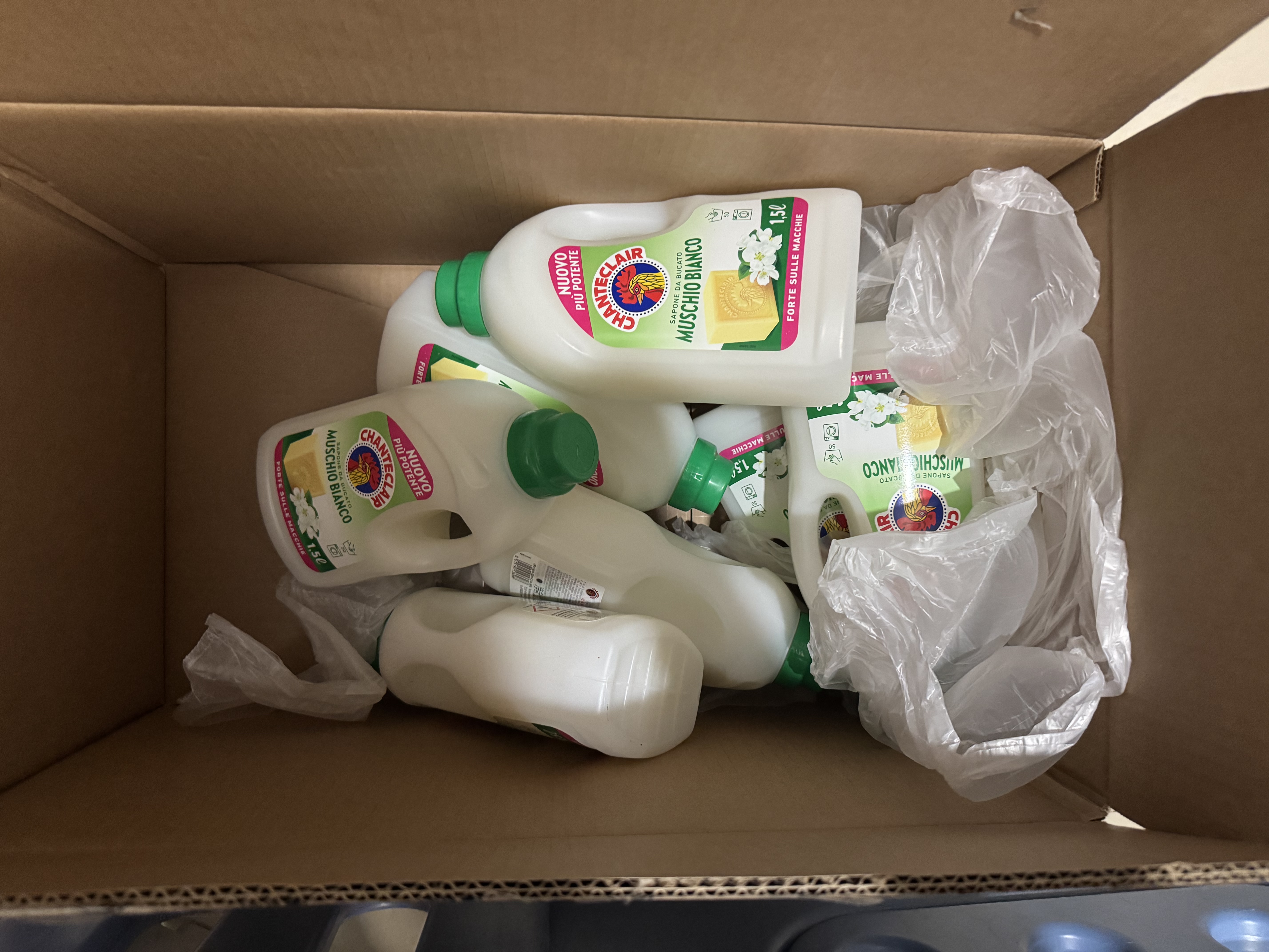 大公鸡管家（CHANTE CLAIR）液态洗衣皂洗衣液 (白苔香)  1500ml*4瓶 意大利进口 实拍图