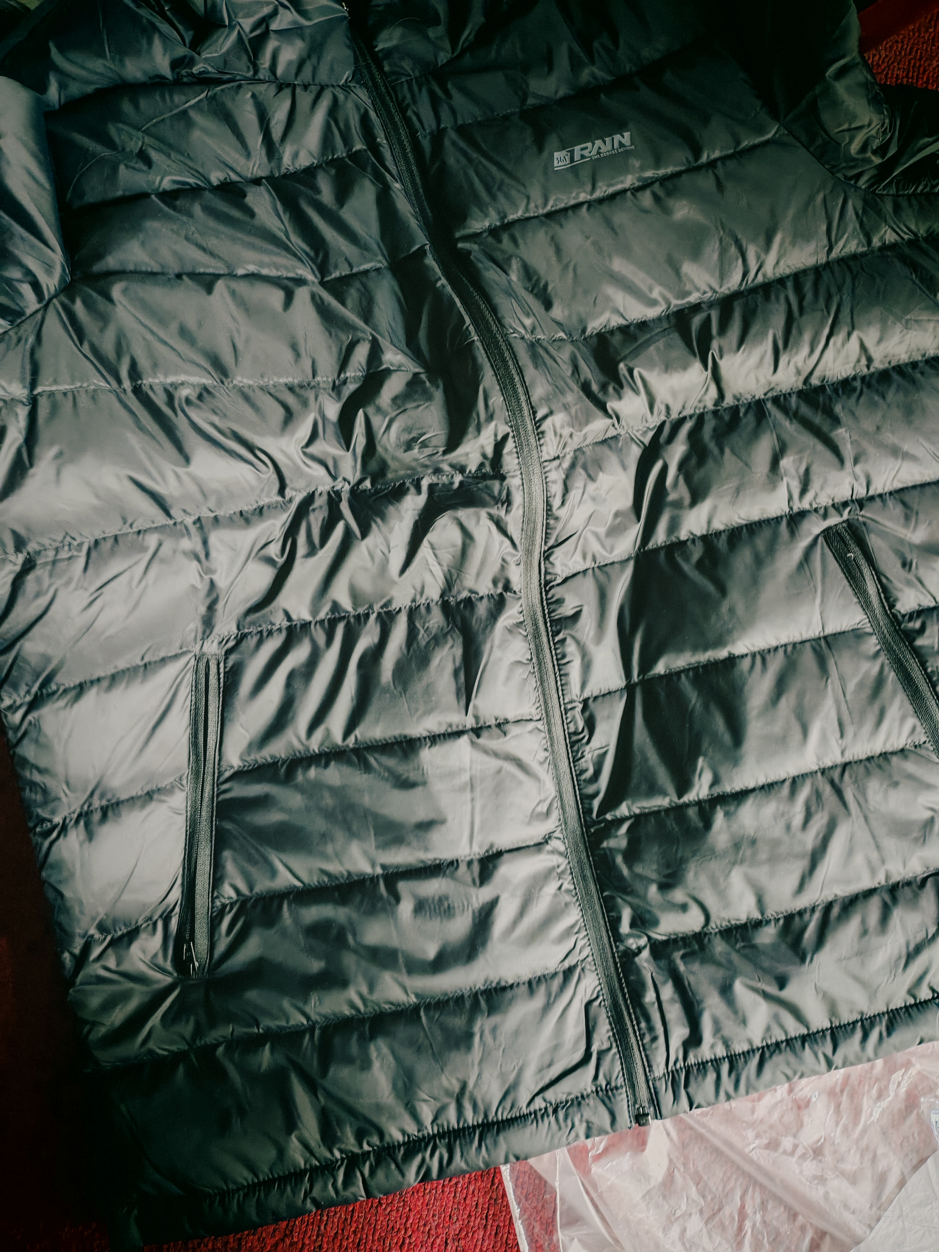 361°连帽轻薄羽绒服男款冬季新款通勤轻盈羽绒服保暖情侣运动外套女 【男】超级黑 XL 实拍图