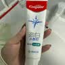 高露洁（Colgate）劲白小苏打留兰美白牙膏180g洁净去渍 清新口气除口臭成人牙膏 实拍图