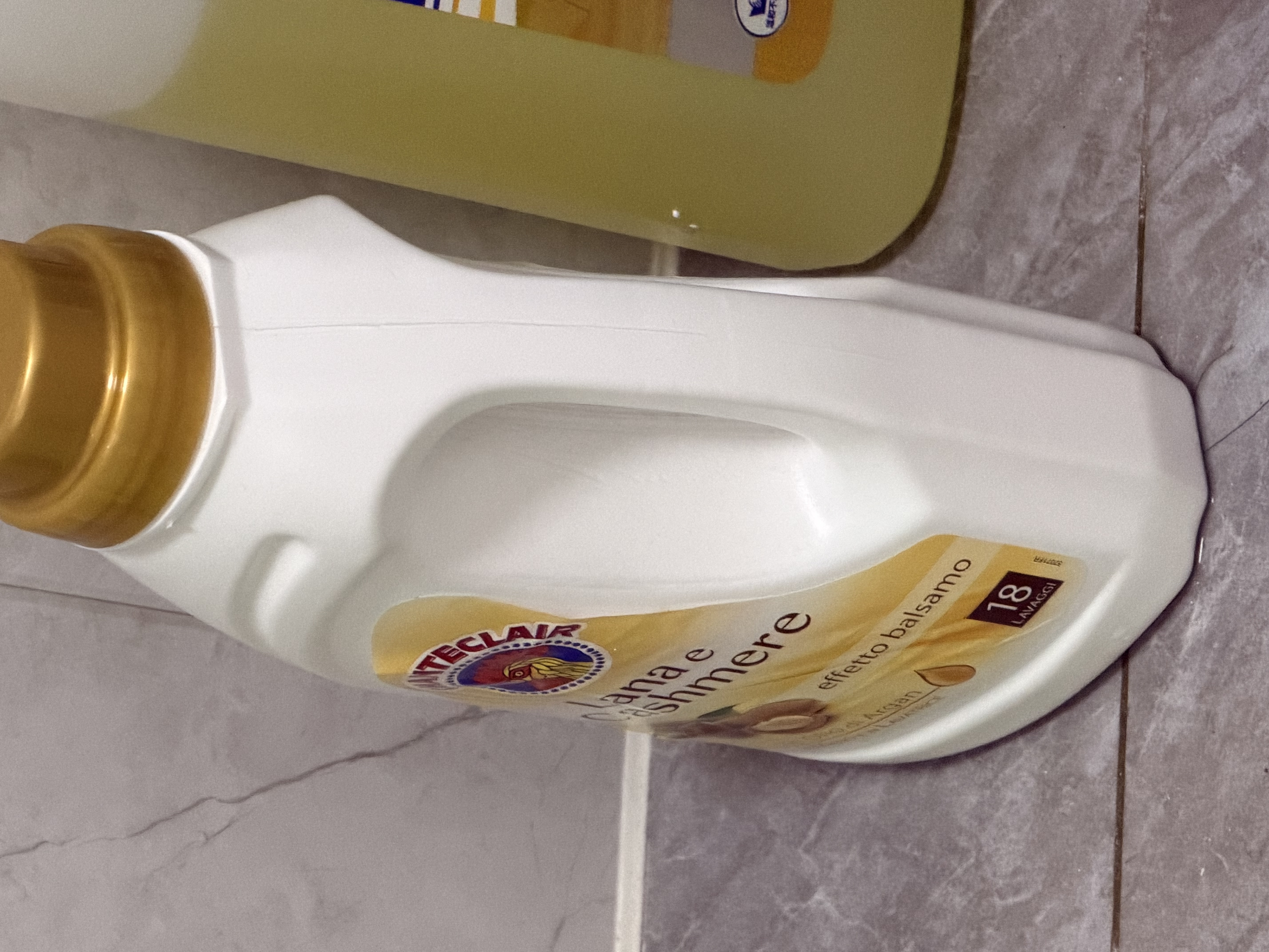 大公鸡管家（CHANTE CLAIR）羊毛羊绒柔护洗衣液 900ml 羊毛衫专用护理洗涤剂  实拍图