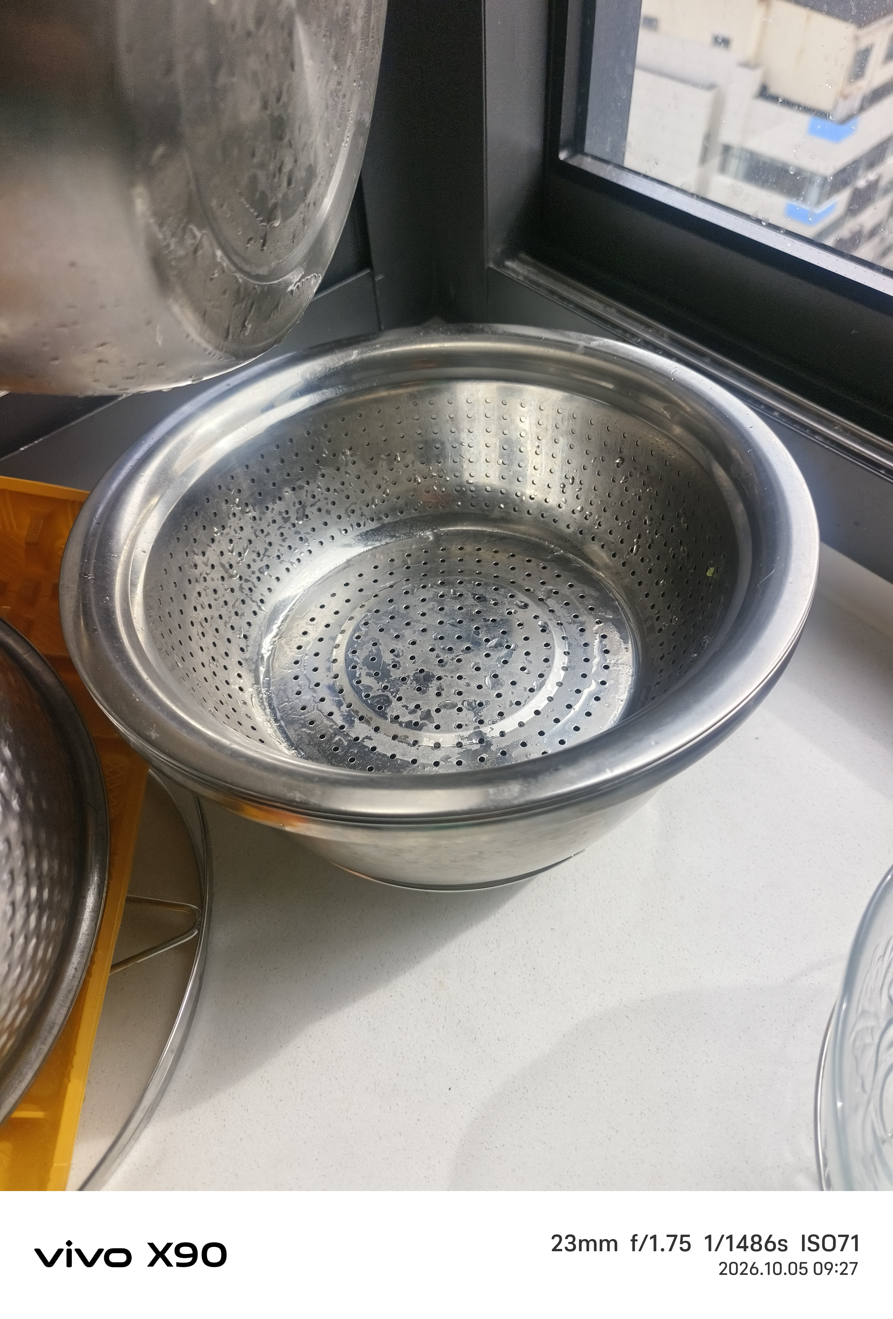 京东京造304不锈钢洗菜盆 加大加厚调料腌肉盆沥水盆和面盆套装 三件套 实拍图