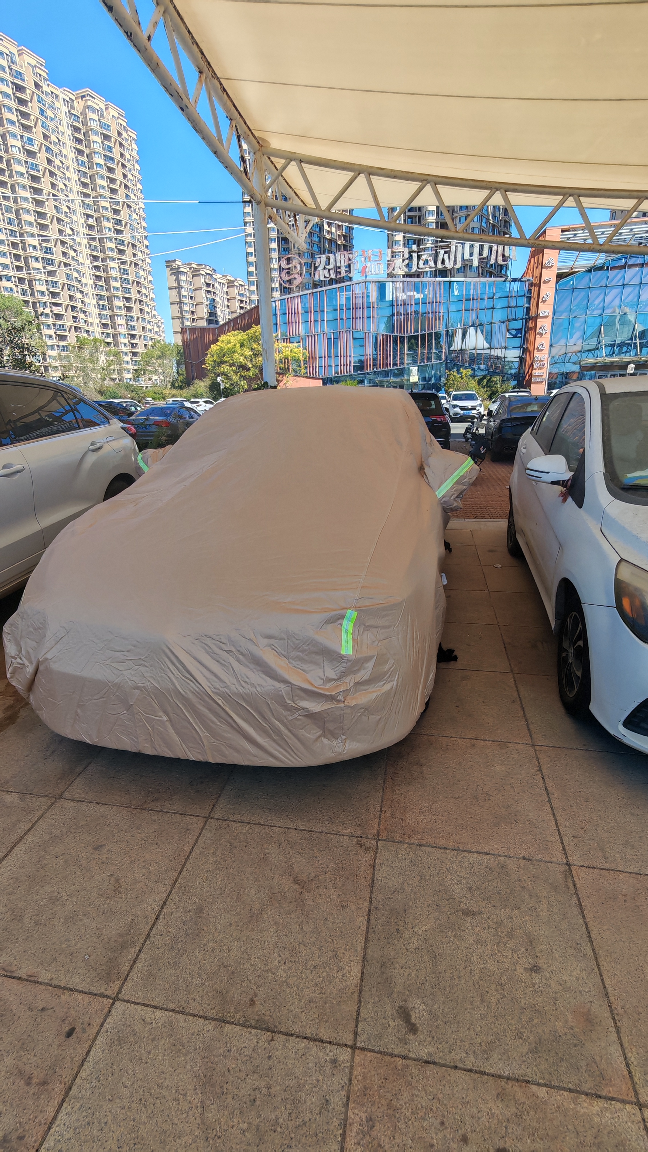 金雨保牛津布汽车车衣车罩防晒防雨隔热防尘加厚遮阳车套外全罩通用四季 人气热销【香槟咖】600D高密度牛津布+送收纳袋 三层加厚款*四季可用【防暴晒防雨防冰雹抗大风】 实拍图