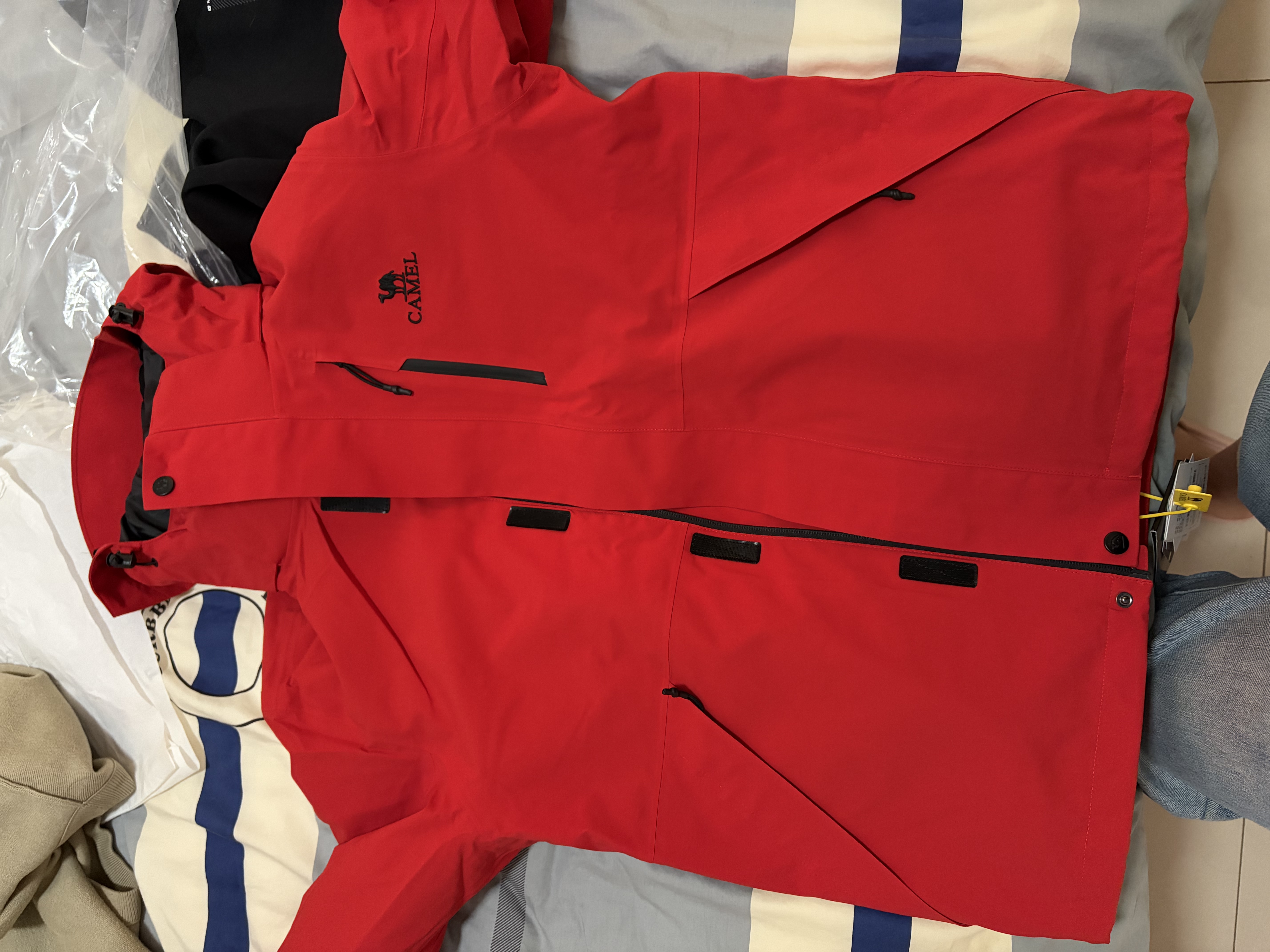 骆驼（CAMEL）三防冲锋衣户外登山服防风防水防污三合一运动外套 AD12263514X，抓绒内胆 耀眼红 男女 S 实拍图