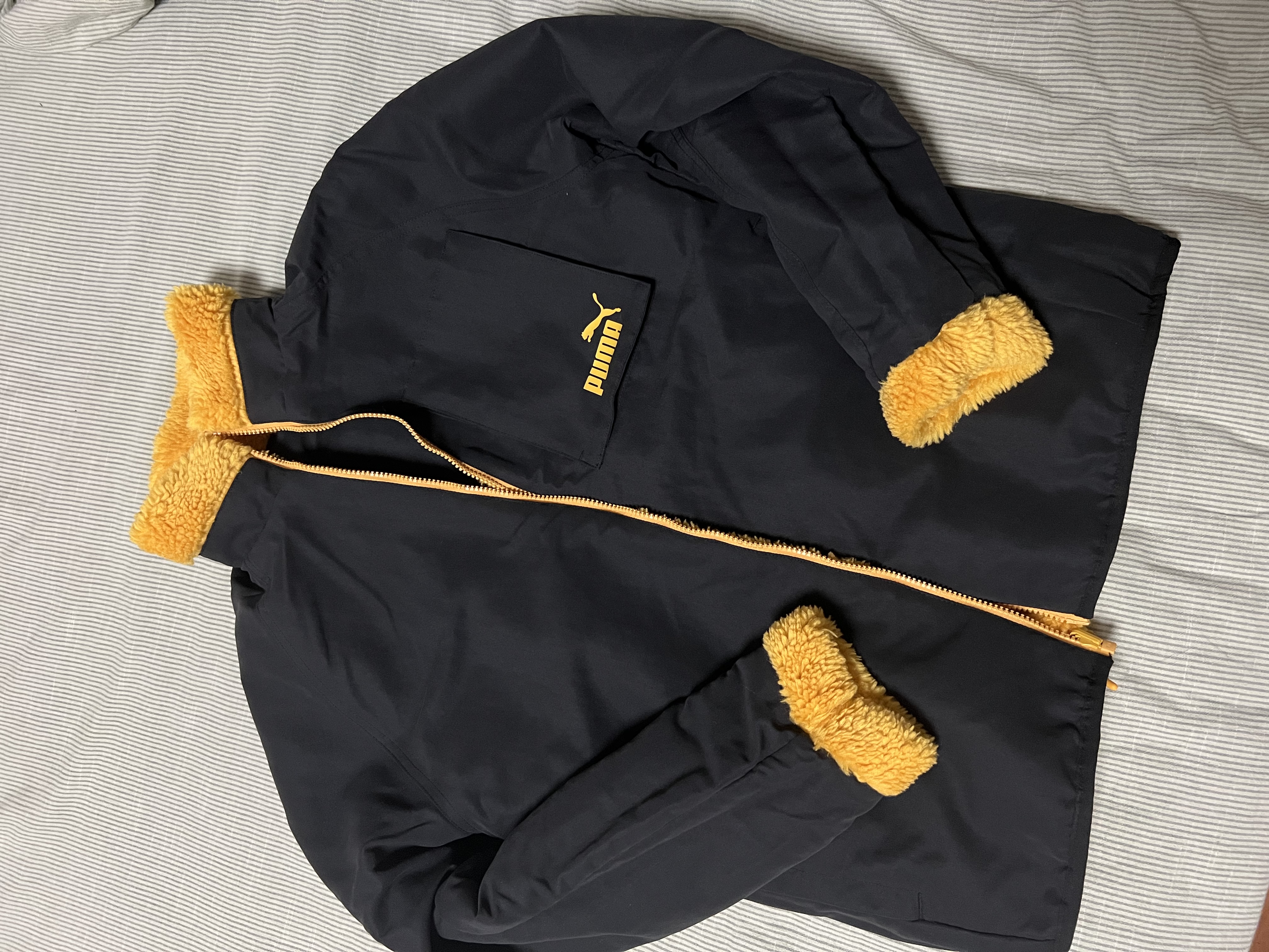 彪马（PUMA）冬季双面可穿羊羔绒休闲男子运动夹克 535052-37 M码 实拍图