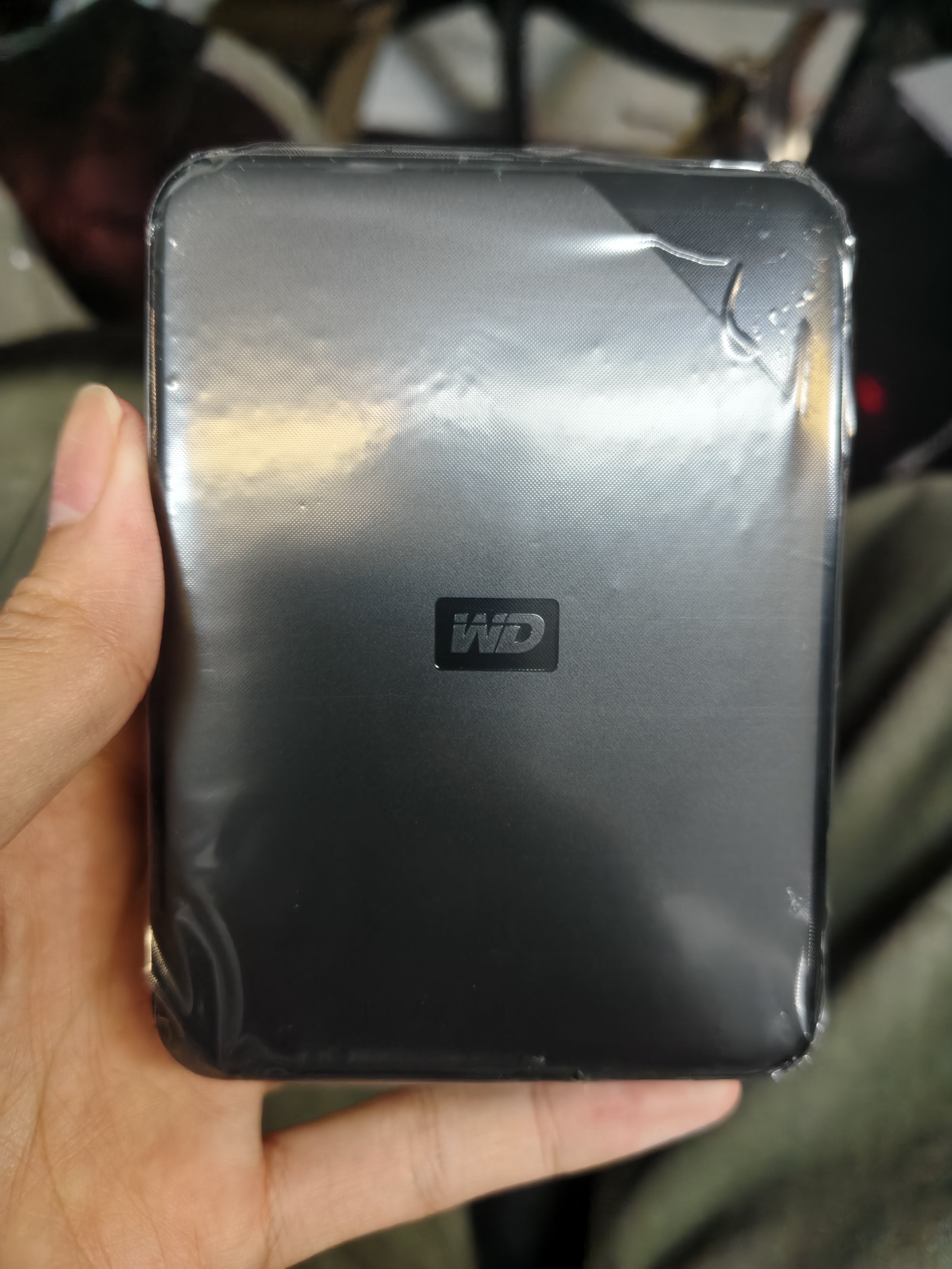 西部数据（WD）移动硬盘2TB USB3.0 SE系列 2.5英寸 机械硬盘 笔记本电脑外接 外置存储办公 大容量家庭存储 实拍图