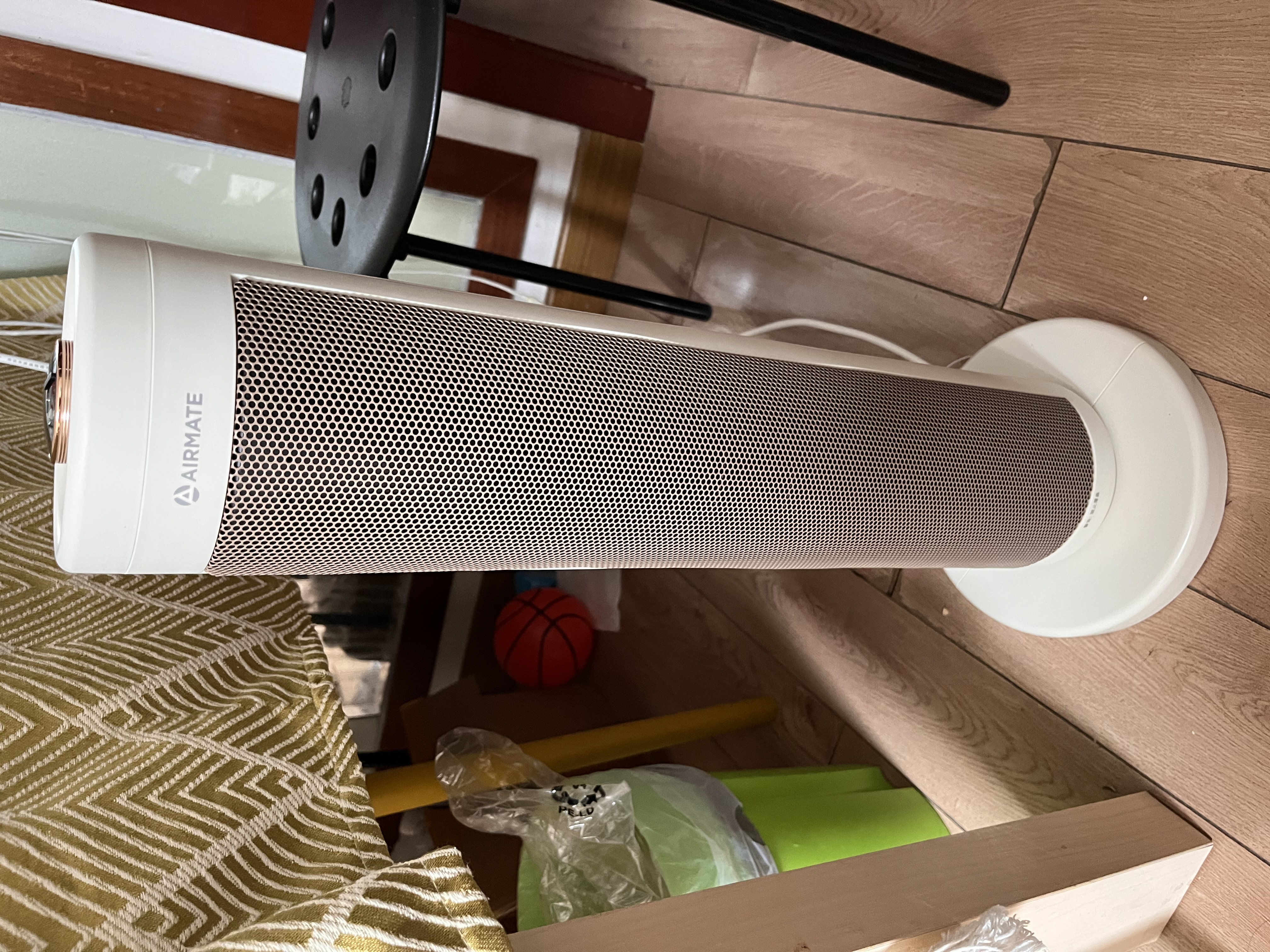 艾美特（AIRMATE）【超级单品】暖风机/石墨烯取暖器/电暖器/电热取暖器 家用全屋升温电暖气小型小太阳热风机 K72 实拍图