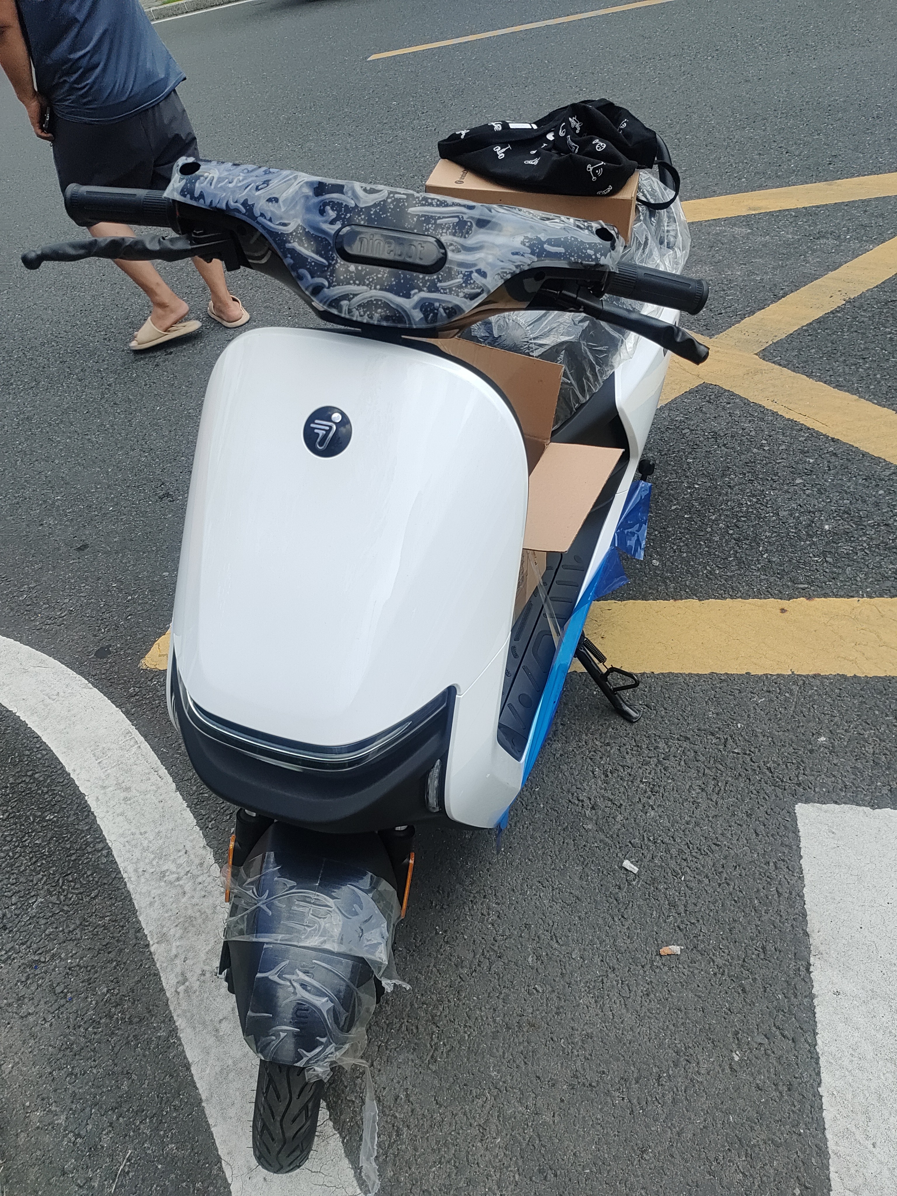 九号（Ninebot）电动车N70C电动轻便摩托车 9号智能助力电轻摩全速真续航-珍珠白 实拍图