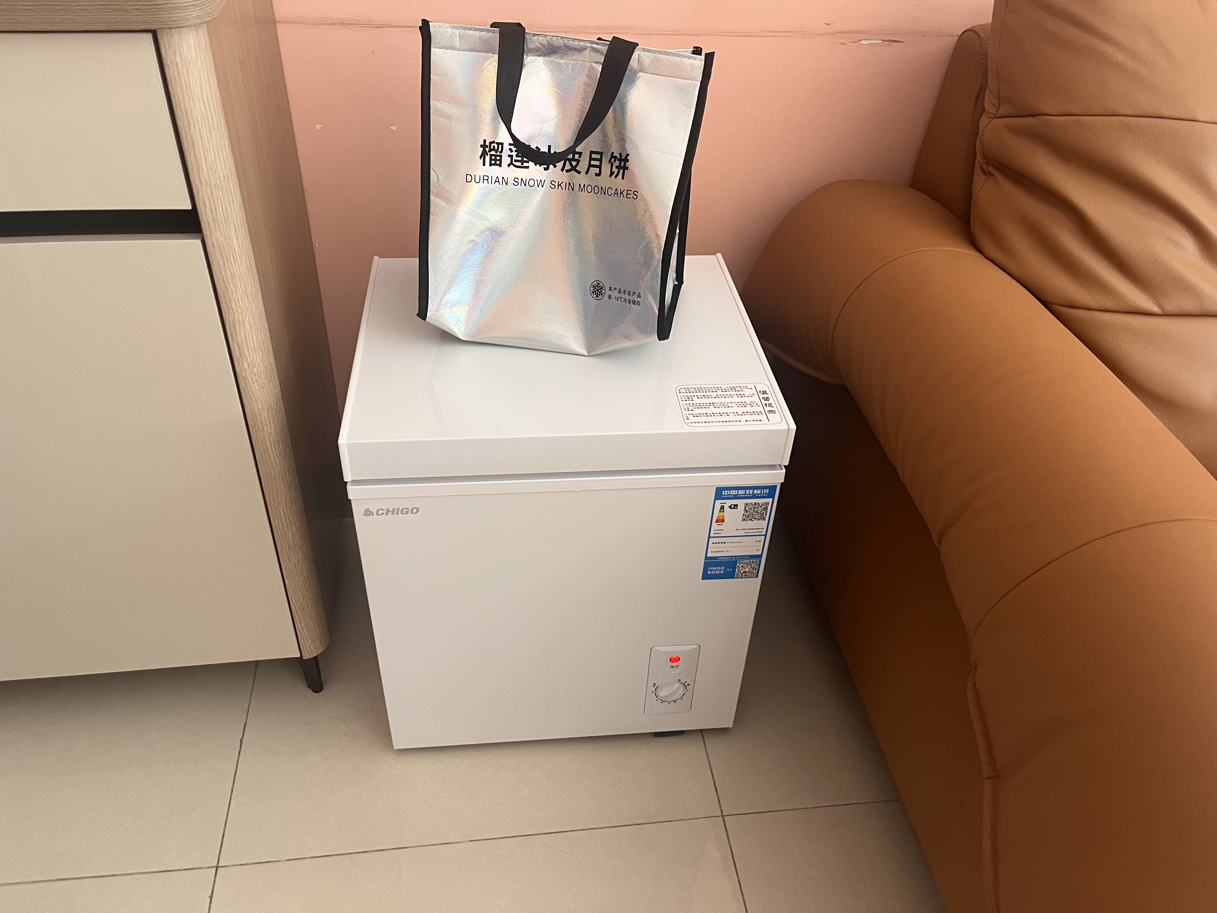 志高（CHIGO）小冰柜家用冷冻小型一级节能省电迷你卧式冷藏保鲜储母乳冷柜 128白色【一级能效 可囤60斤肉 全国联保】 实拍图