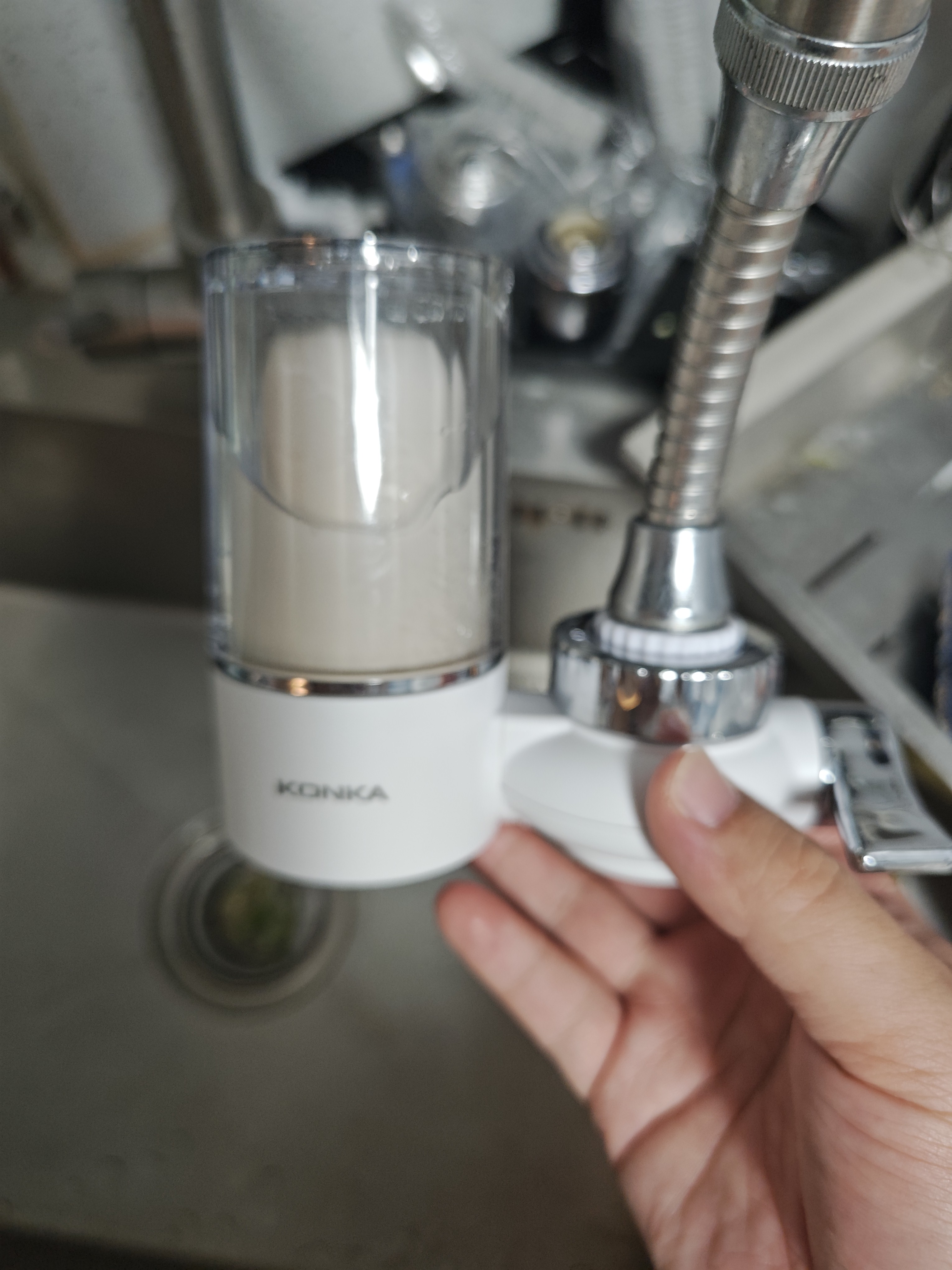 康佳（KONKA）净水器水龙头 厨房家用自来水过滤器 阻水垢除余氯 可视化双出水可清洗滤芯 KPW-LT02 一机1芯 实拍图
