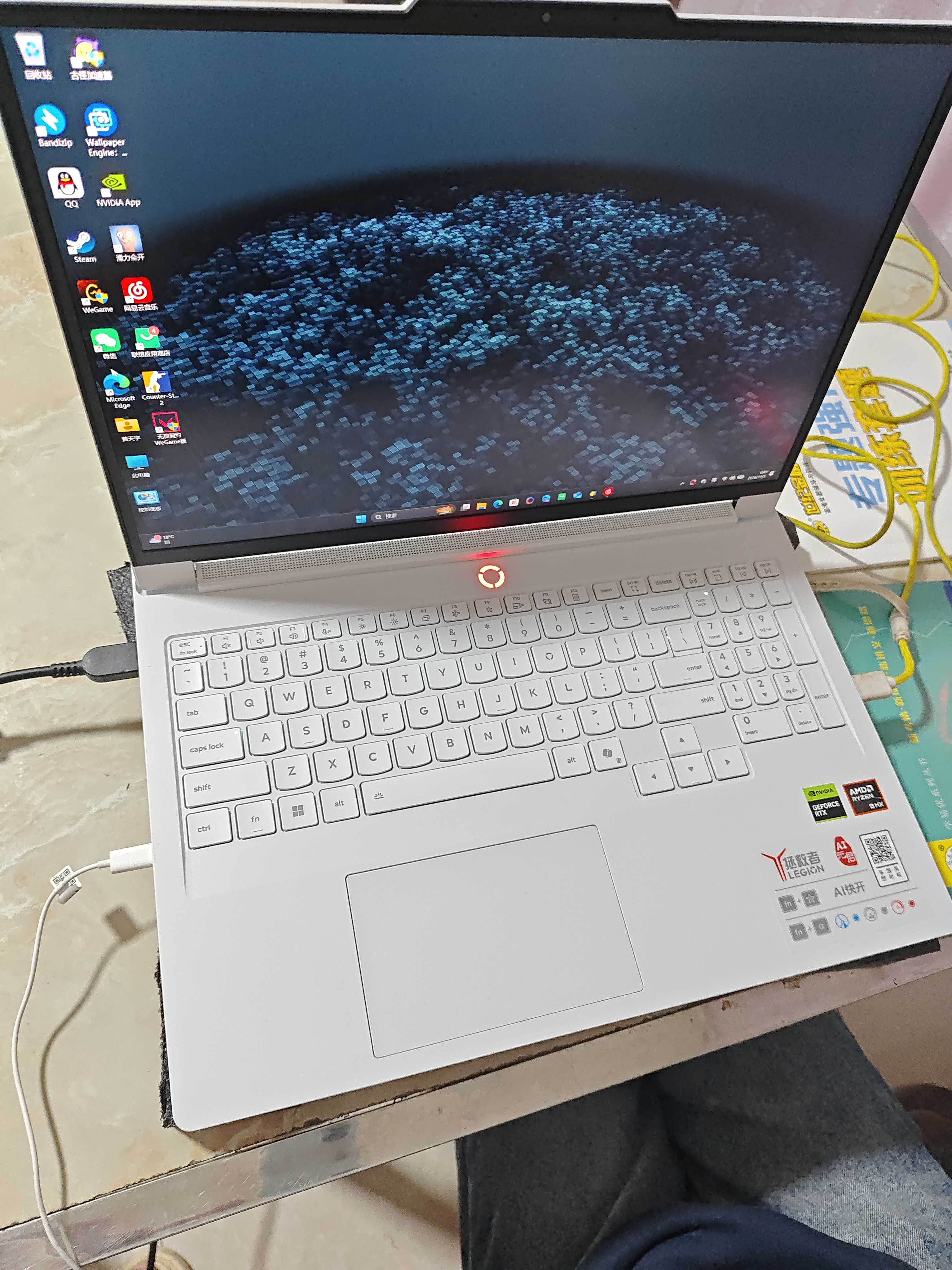 联想拯救者R9000P 2026 电竞游戏本笔记本电脑(锐龙 9 8945HX 16G 1T RTX5060 2.5K 240Hz 白)国家补贴 实拍图