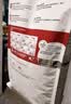 皇家猫粮 成猫猫粮 营养均衡 F32 通用粮 1-7岁 15KG 实拍图