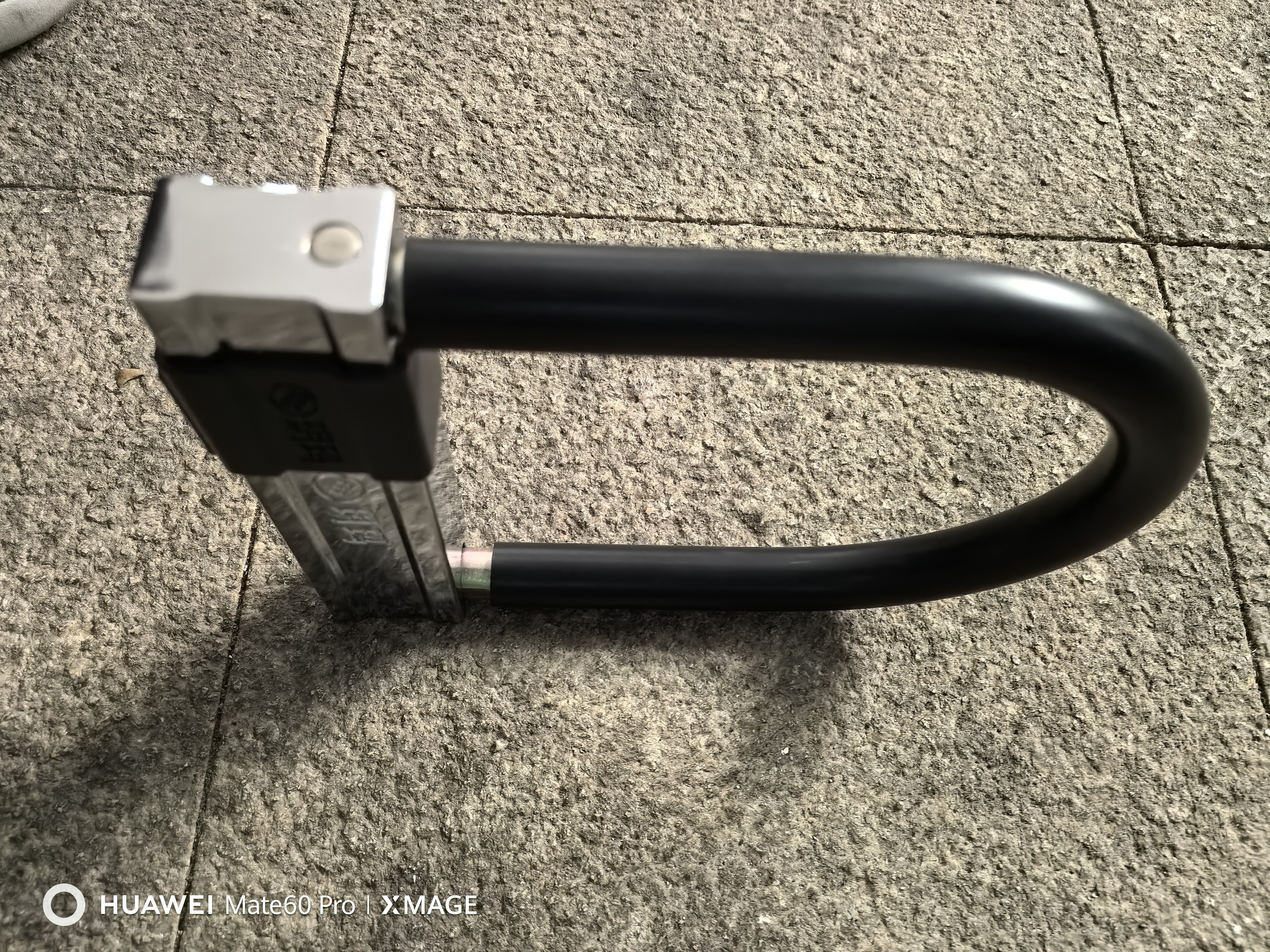 玥玛 电瓶车锁摩托车锁电动车锁自行车防盗锁抗20吨液压剪 7625A黑胶管抗剪防盗 7625A 实拍图