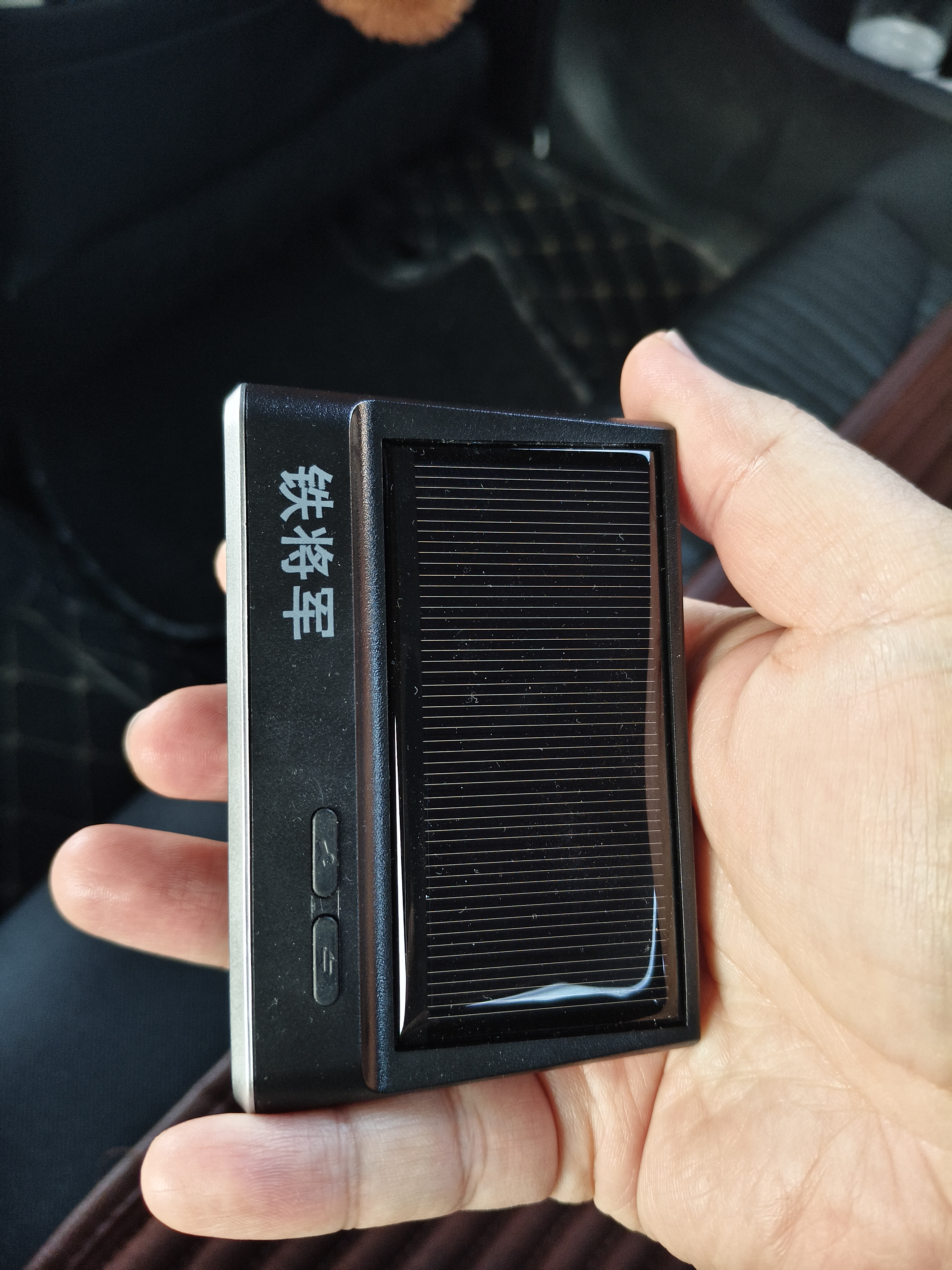 铁将军汽车胎压监测器内置胎压胎温同显轮胎传感器监测彩屏太阳能无线E3 实拍图
