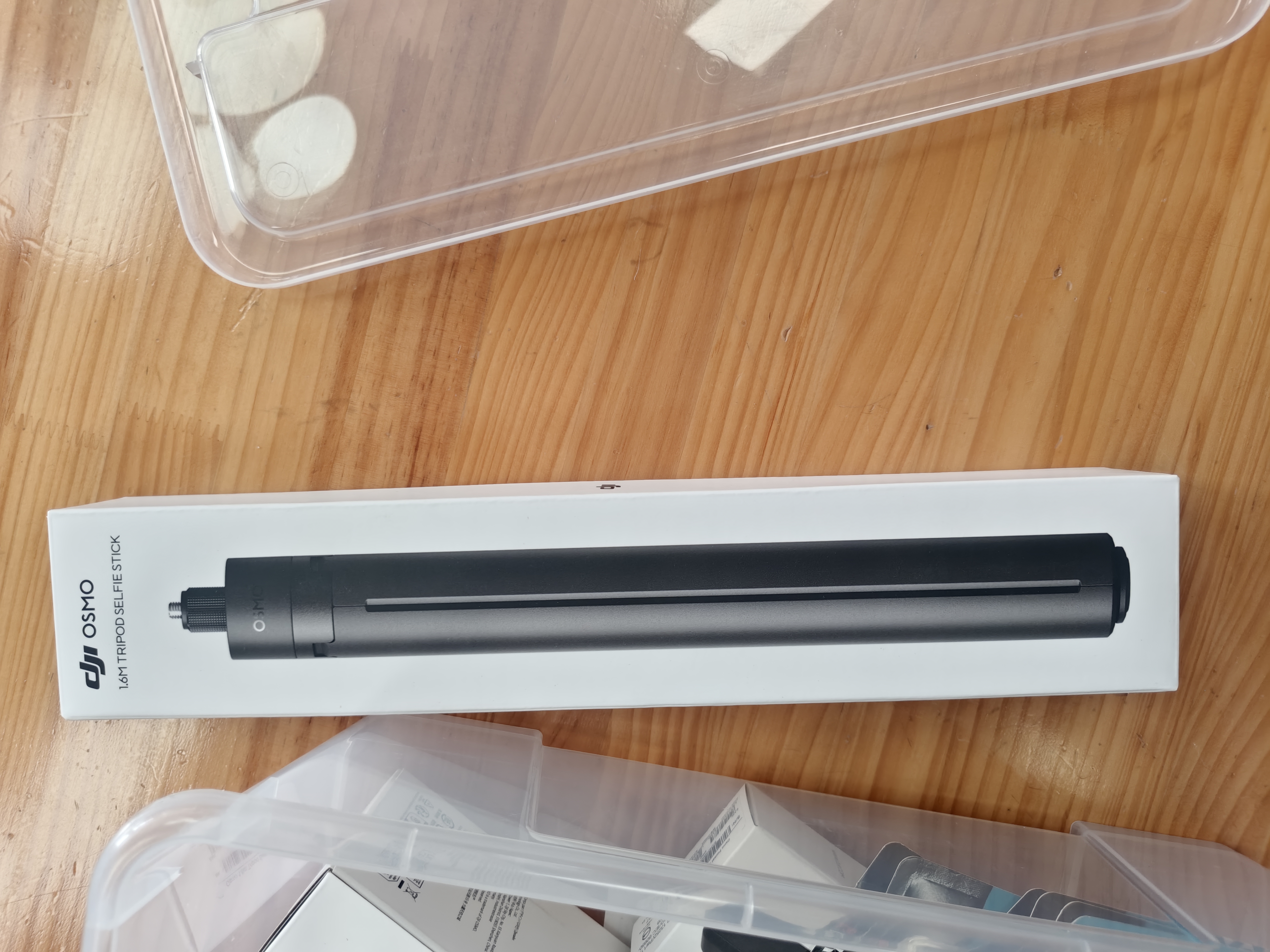 大疆DJI Osmo 1.6 米三脚架自拍杆 Osmo 360 II/Osmo Mobile 8P/8/7P/7 / Osmo Nano/Osmo 360 配件 实拍图