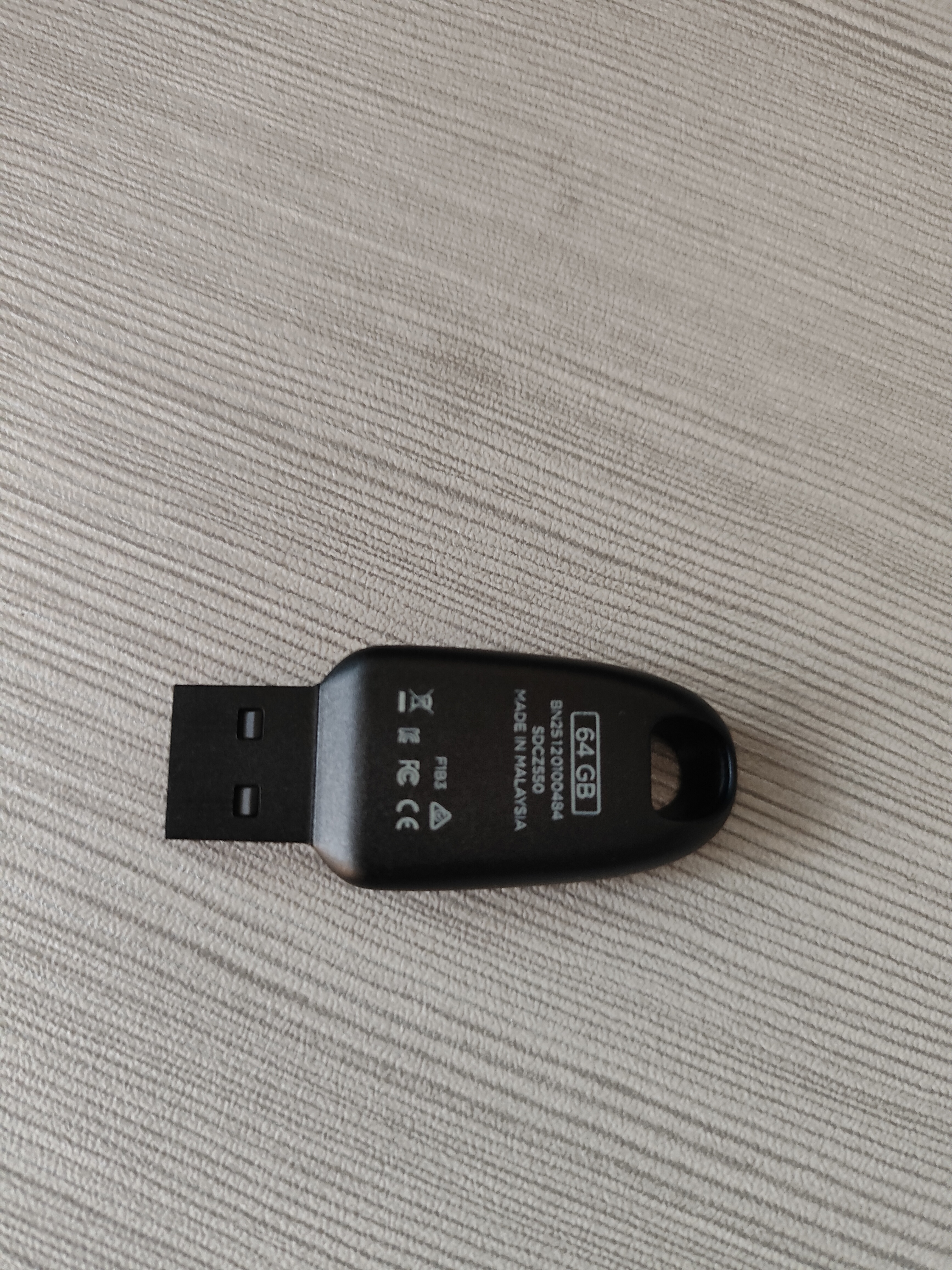 Sandisk闪迪64GB USB3.2 U盘 CZ550黑色 读速100MB/s 安全加密 数据恢复 学习办公电脑车载 高速大容量优盘 实拍图