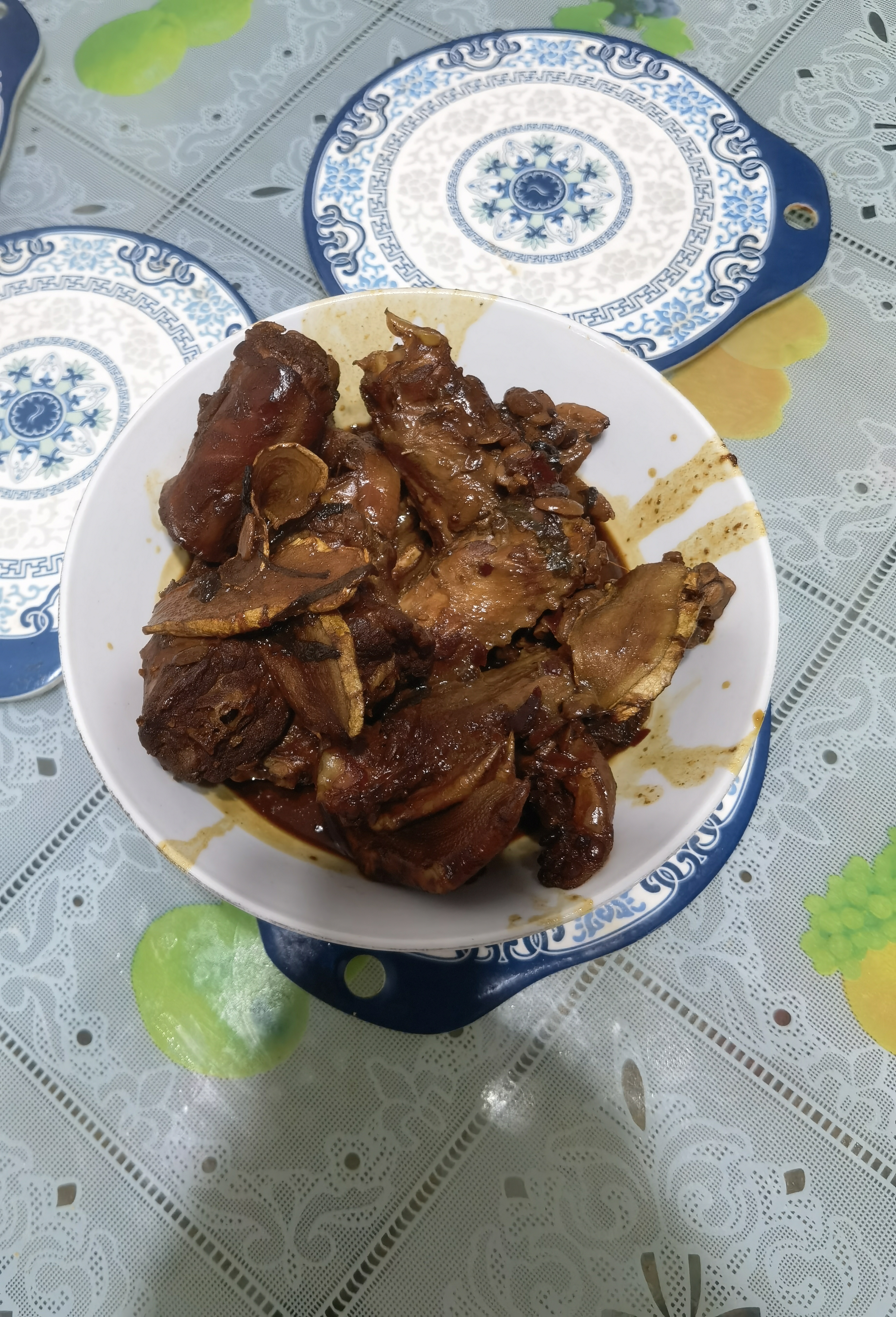 六和鸭掌 2斤 樱桃谷鸭冷冻带骨鸭掌麻辣鸭掌酱卤食材 实拍图