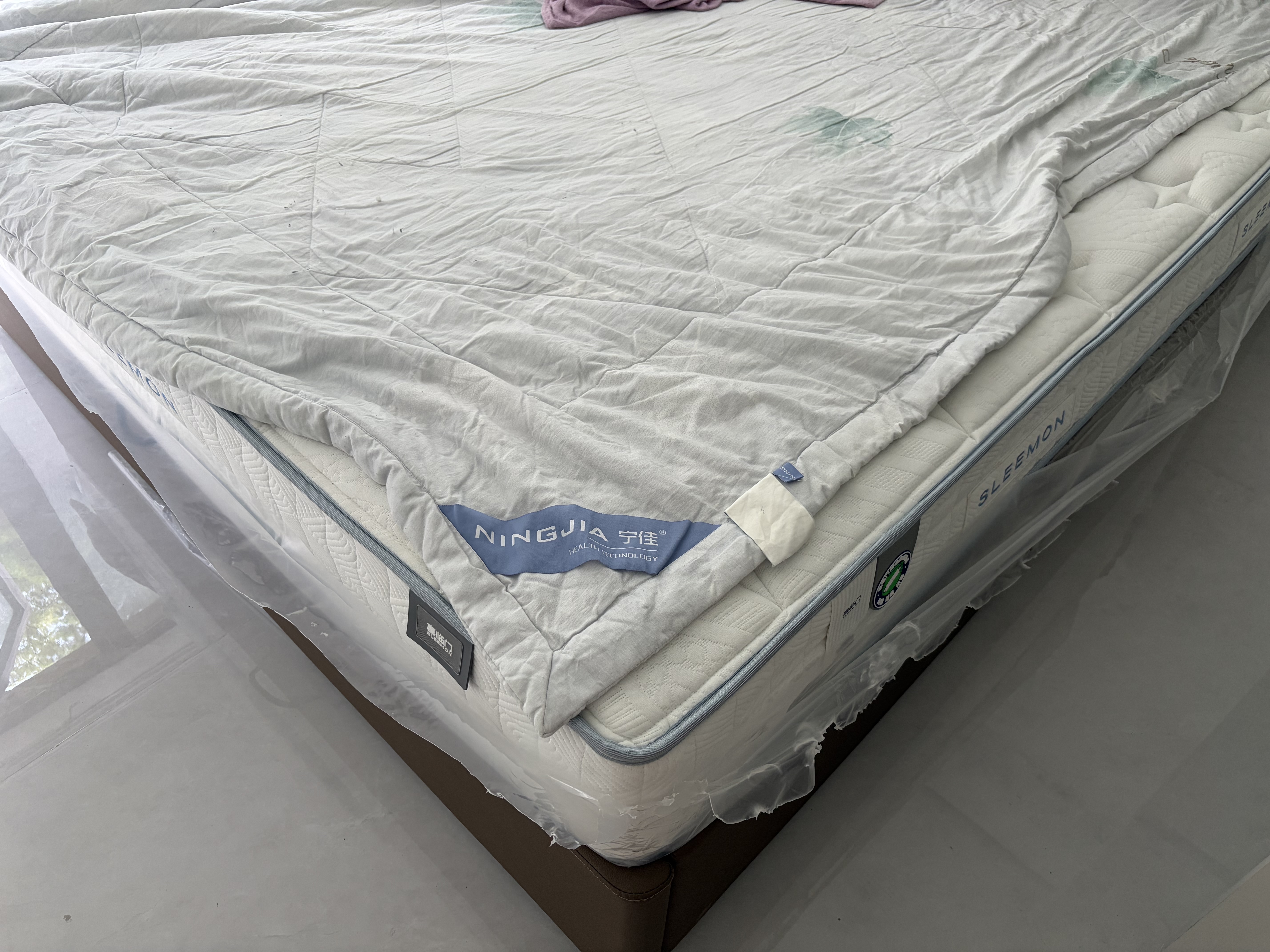 喜临门梦蝶lite床垫 舒脊黄麻三区独袋弹簧床垫 强支撑床垫 1.8x2米偏硬 实拍图