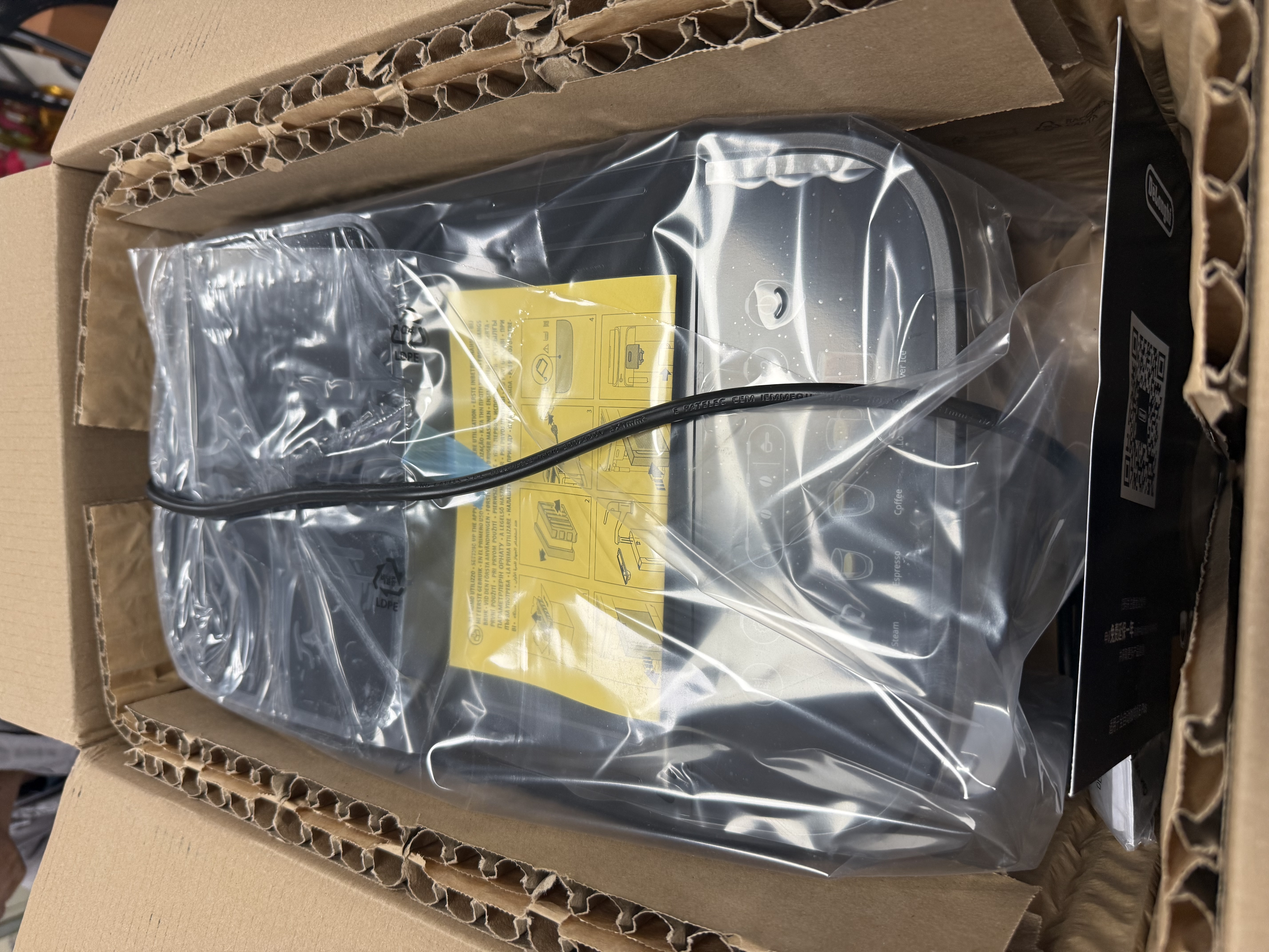 德龙（Delonghi）咖啡机 家用全自动咖啡机 欧洲进口小型意式美式现磨 冷热双萃醇萃冰咖手动打奶泡  E Plus 礼物 实拍图