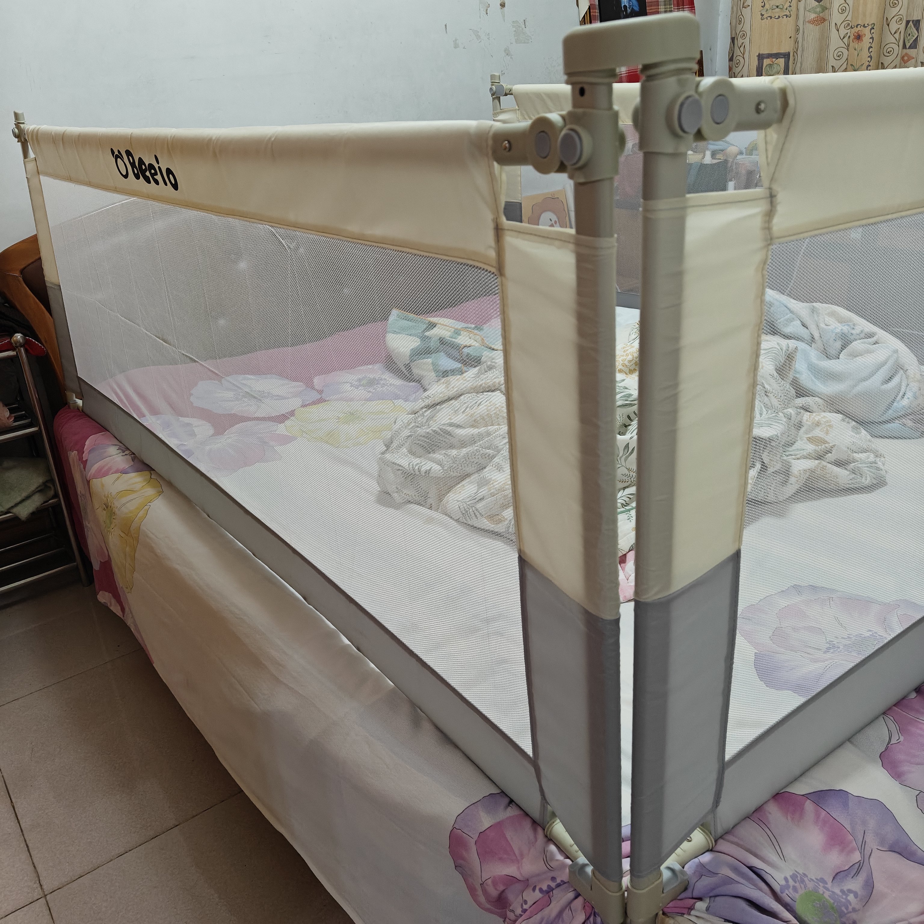 AOTGSSE爱蒂逊三面床围栏婴儿童床挡板床上防摔床围挡安全护栏床边床护栏 拼接色奶油白 三面装 【更安全】 1.5米床【1.5+2.0+2.0】稳固无缝 实拍图