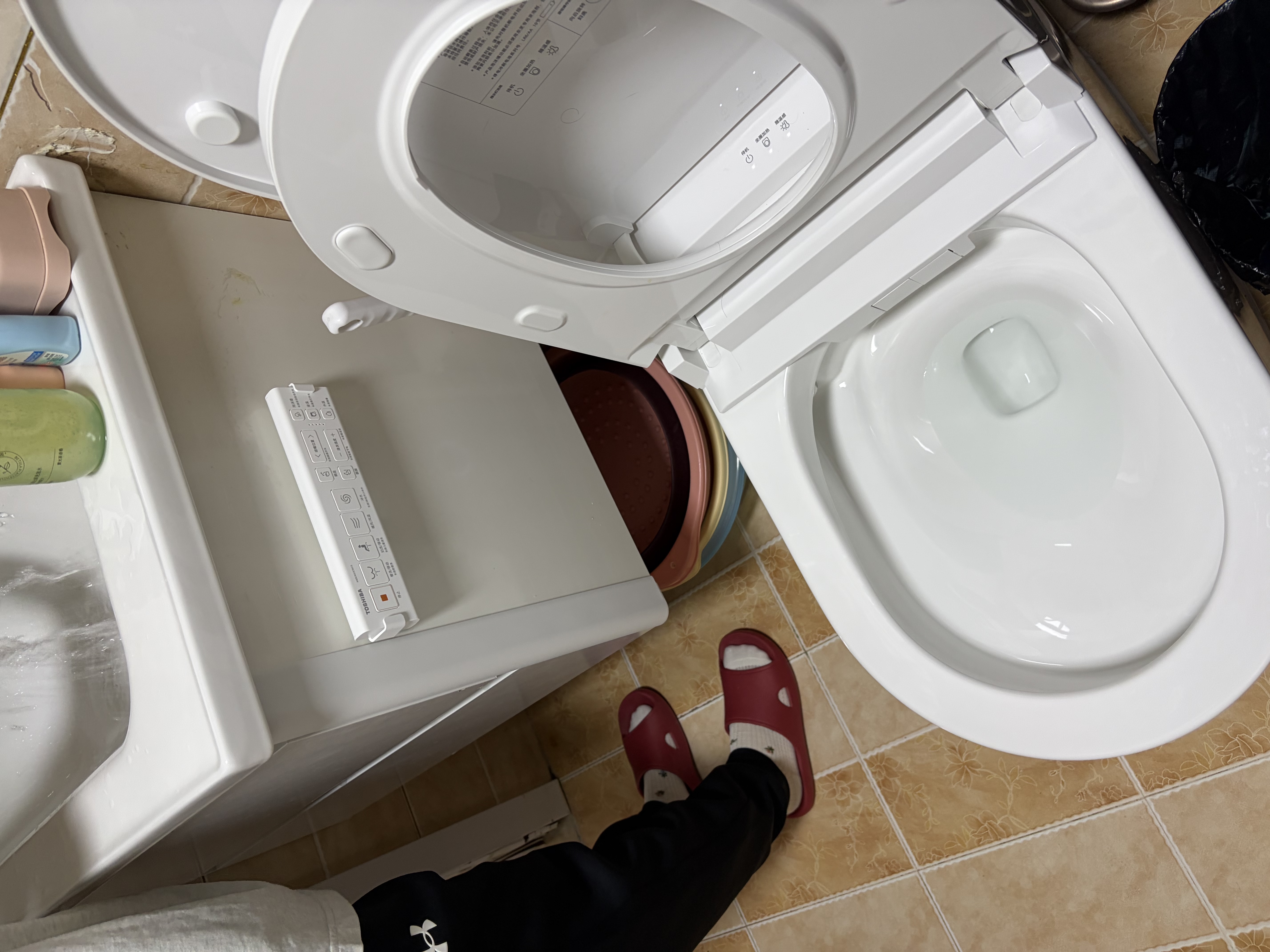 东芝（TOSHIBA）智能马桶小海豚A415全域U型感应自动翻圈翻盖305mm【包送装拆旧】 实拍图