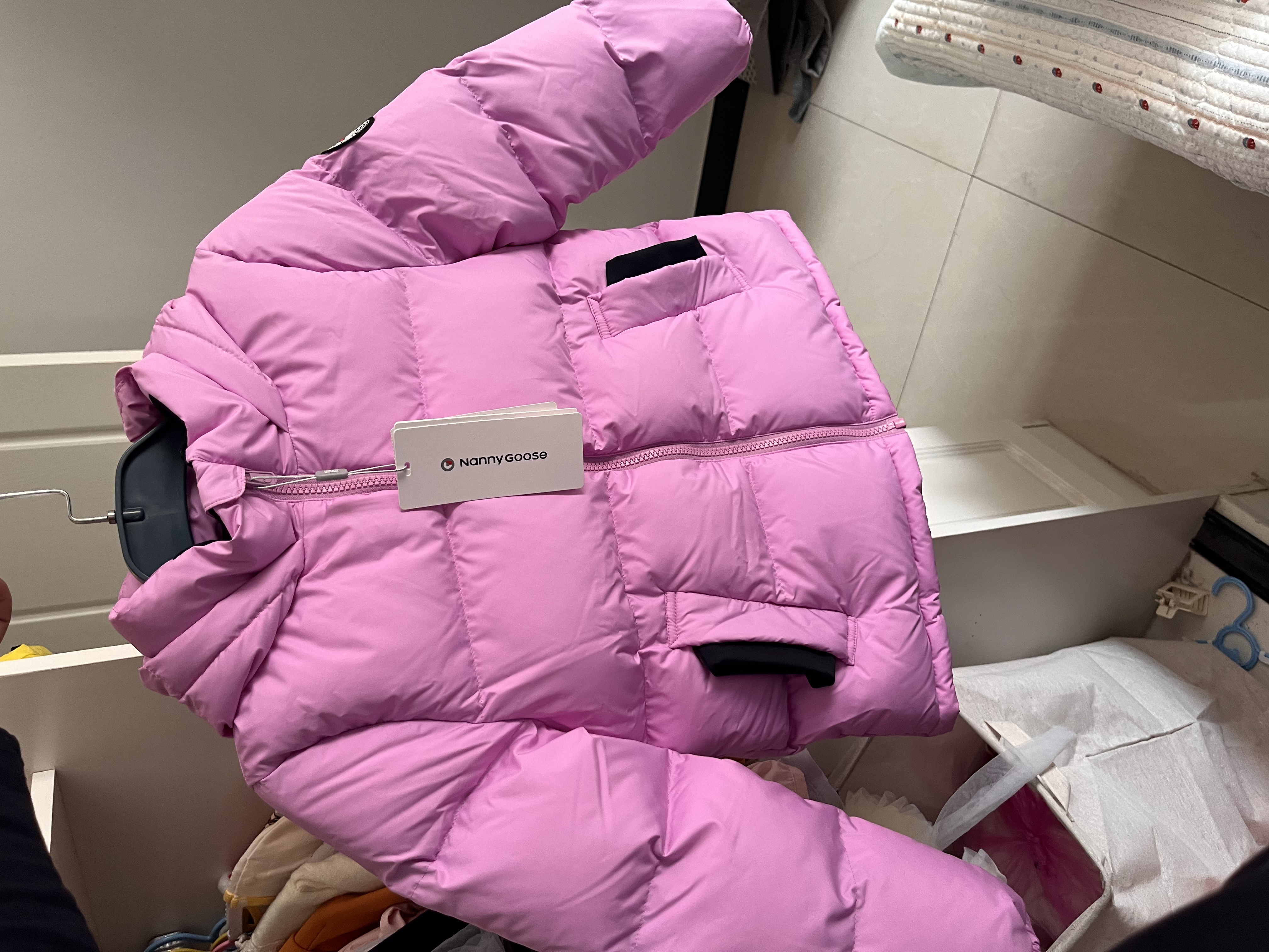 保姆鹅 儿童羽绒服宝宝短款加厚白鸭绒外套男童女童保暖防风冬[NG2637] 兰花粉 130 实拍图