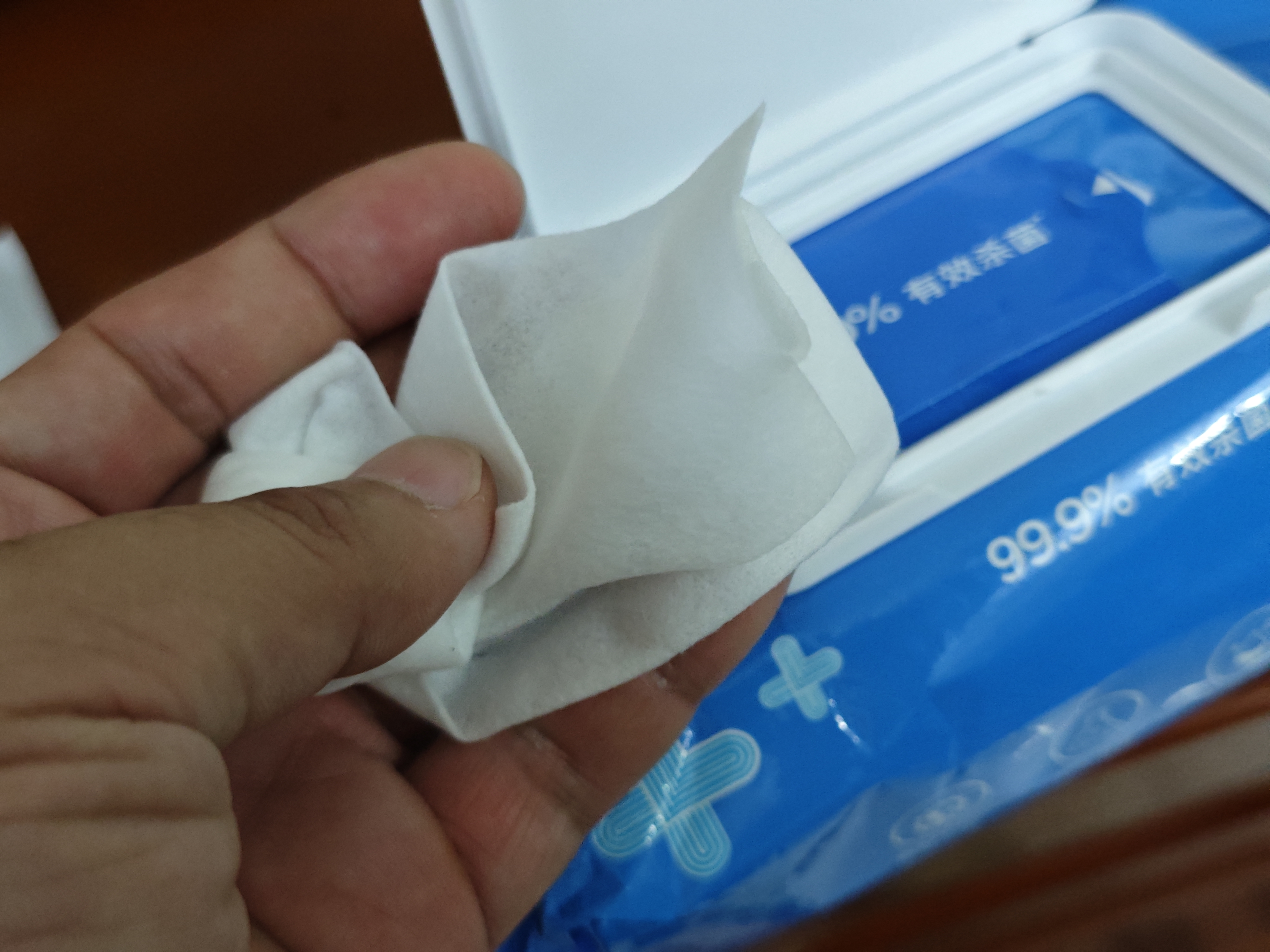 京东京造 75%酒精湿巾80片*3包湿纸巾大包 卫生消毒湿巾纸  实拍图