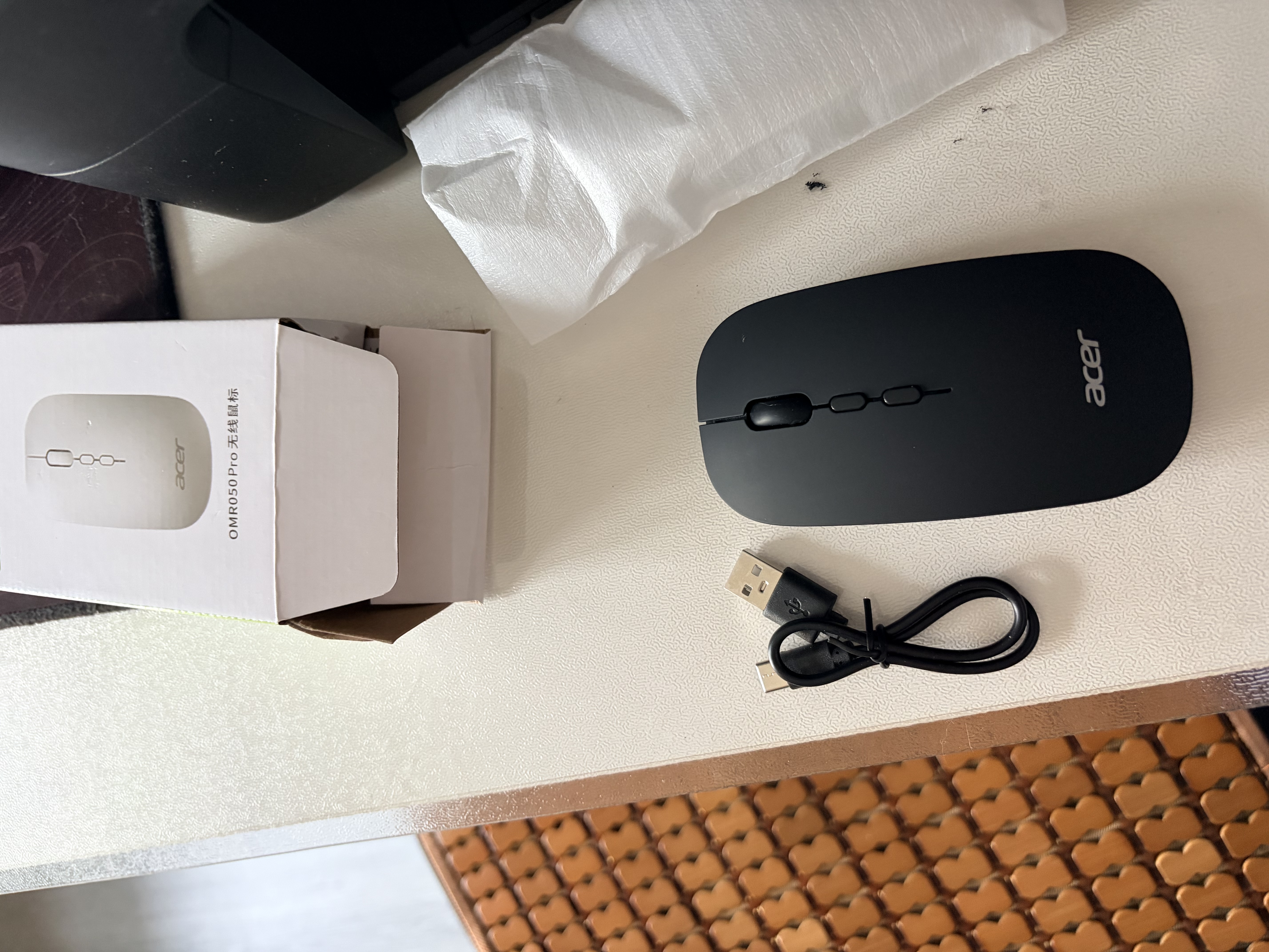 宏碁（acer）双模鼠标OMR050pro 轻音 无线蓝牙鼠标双模充电鼠标轻薄便携台式笔记本一体机平板电脑 黑 实拍图