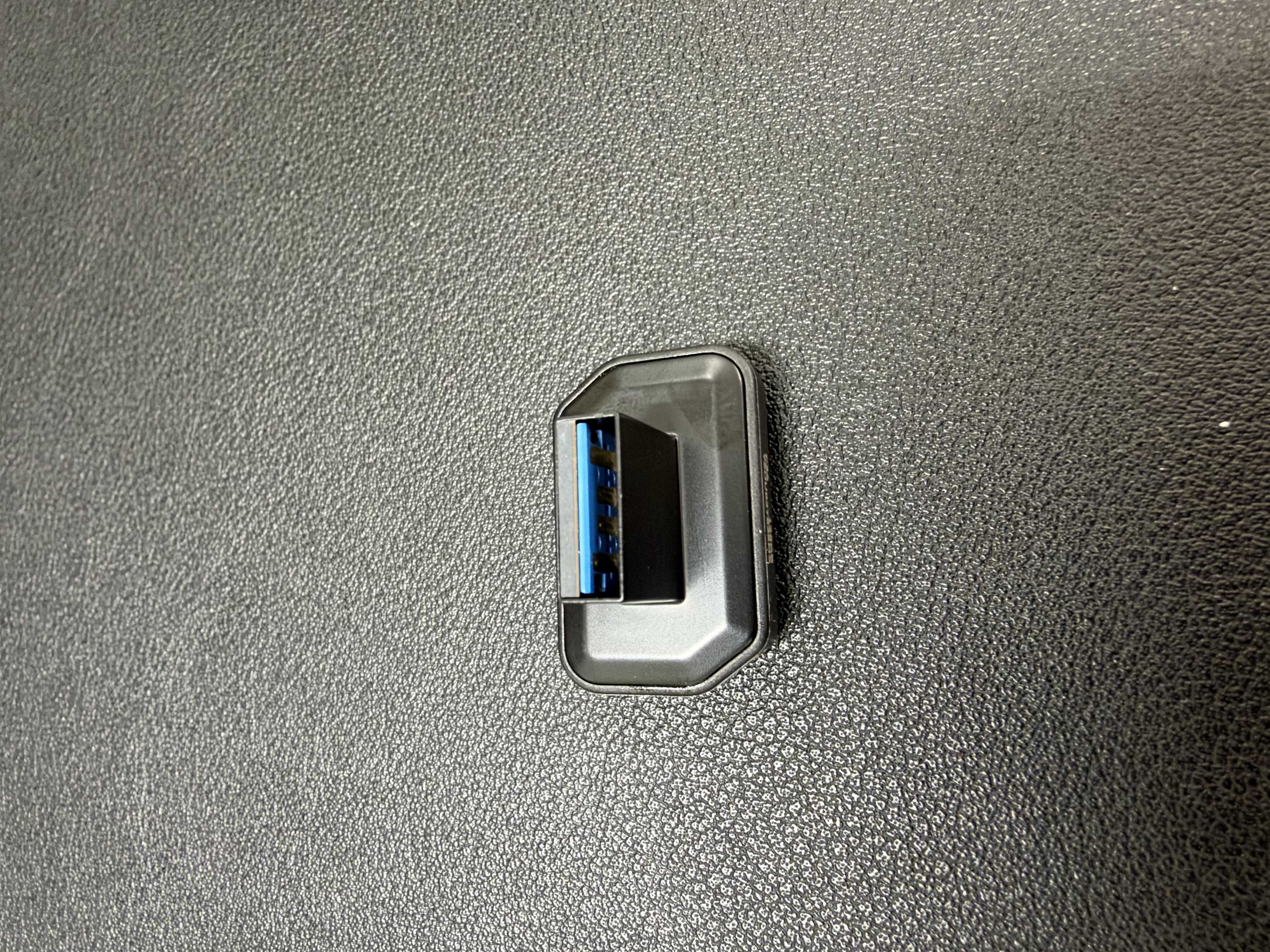 爱国者（aigo）128GB USB3.2 车载U盘迷你小巧C3A 读速每秒450MB 车载哨兵U盘 行车记录仪U盘 学习办公优盘大容量 实拍图