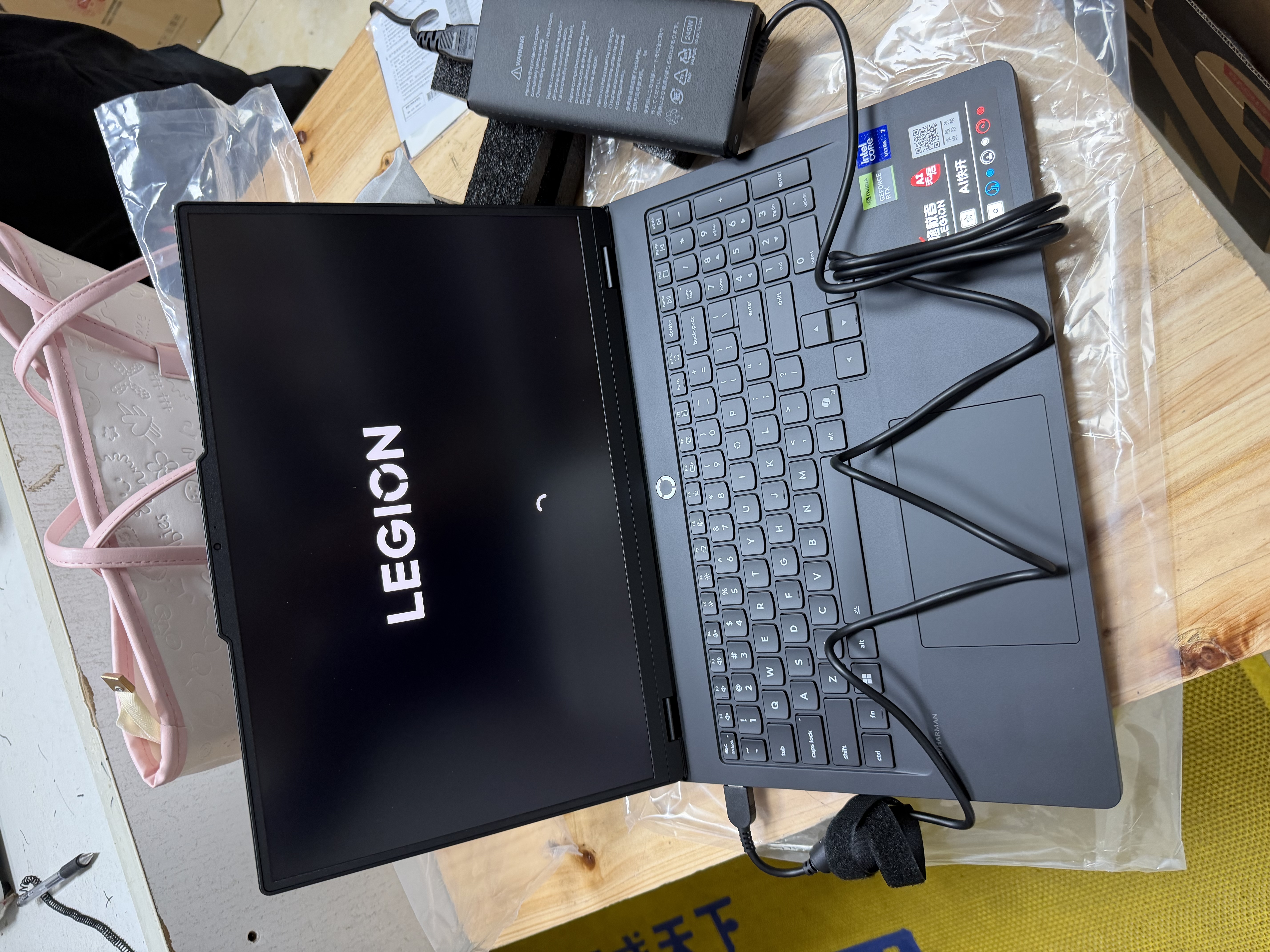 联想拯救者Y7000P 2026 电竞游戏笔记本电脑(Ultra7 251HX 16G 1T RTX5060 2.5k 240Hz 黑) 国家补贴 实拍图