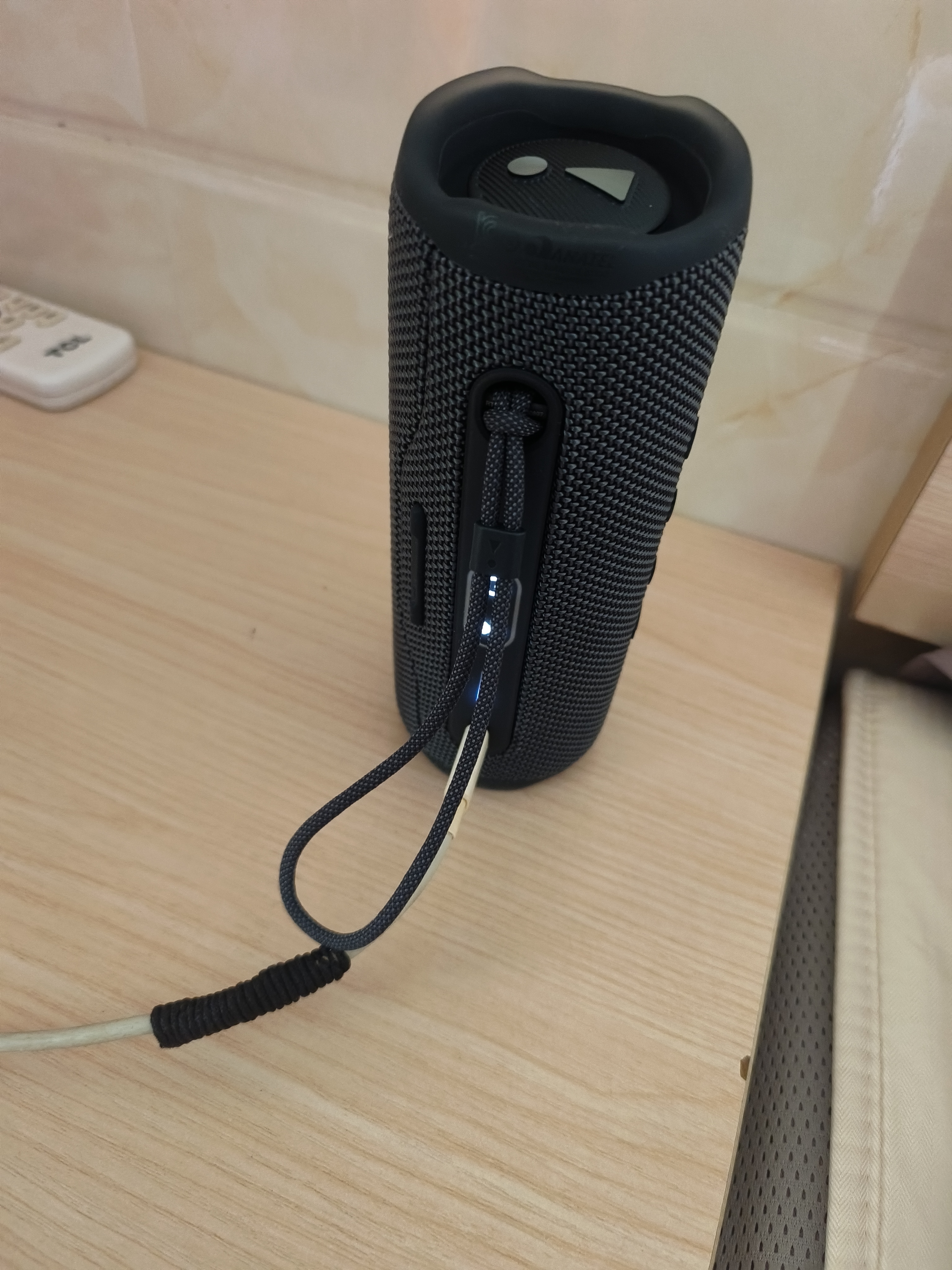 JBL FLIP ESSENTIAL 3 SE 蓝牙音箱 独立高音单元 户外便携低音炮 桌面电脑音响 男生礼物 26年新款 实拍图