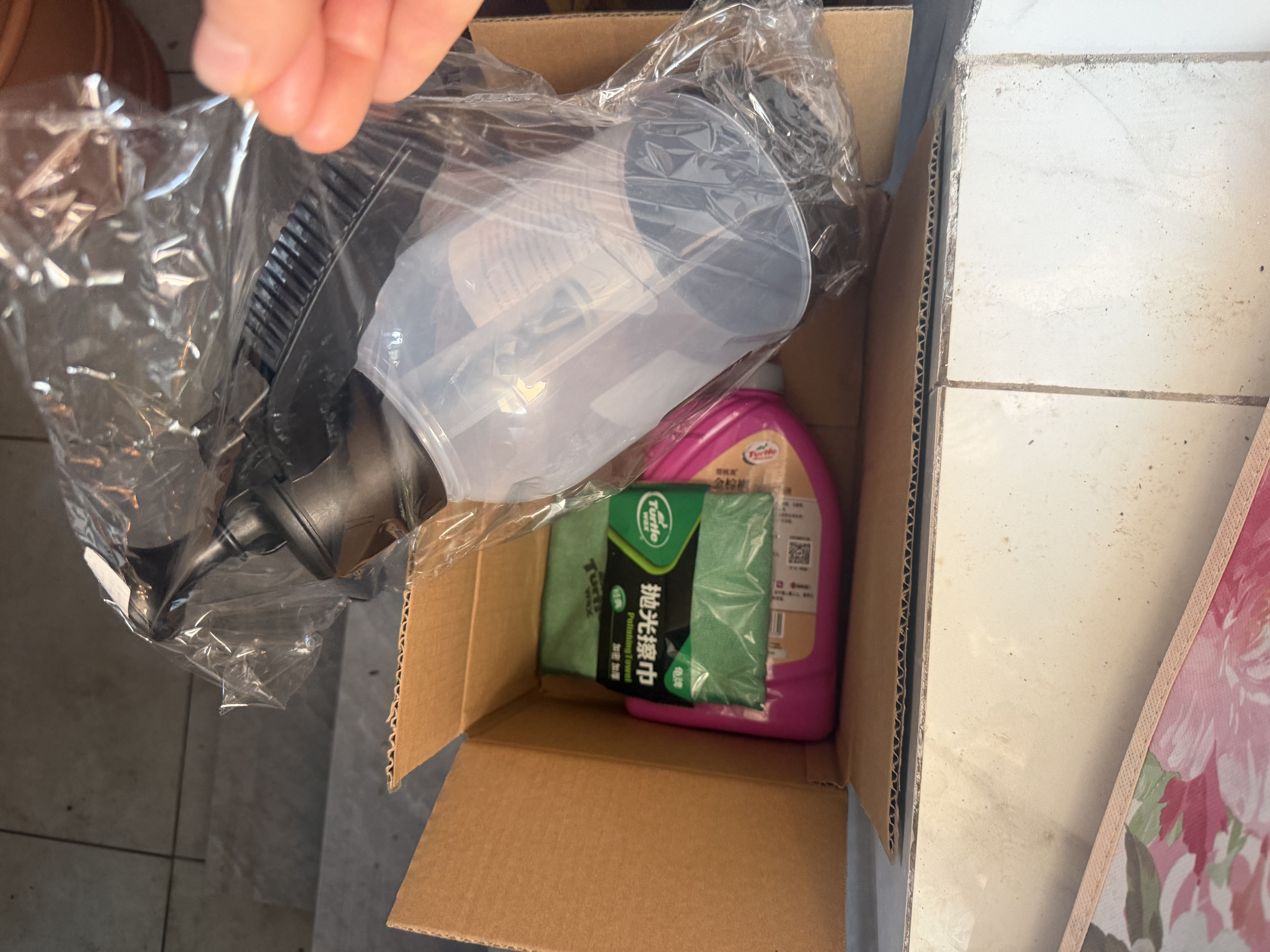 龟牌（Turtle Wax）樱桃爽金棕榈洗车液水蜡汽车高泡沫清洗剂喷壶套装2L TC-400704 实拍图