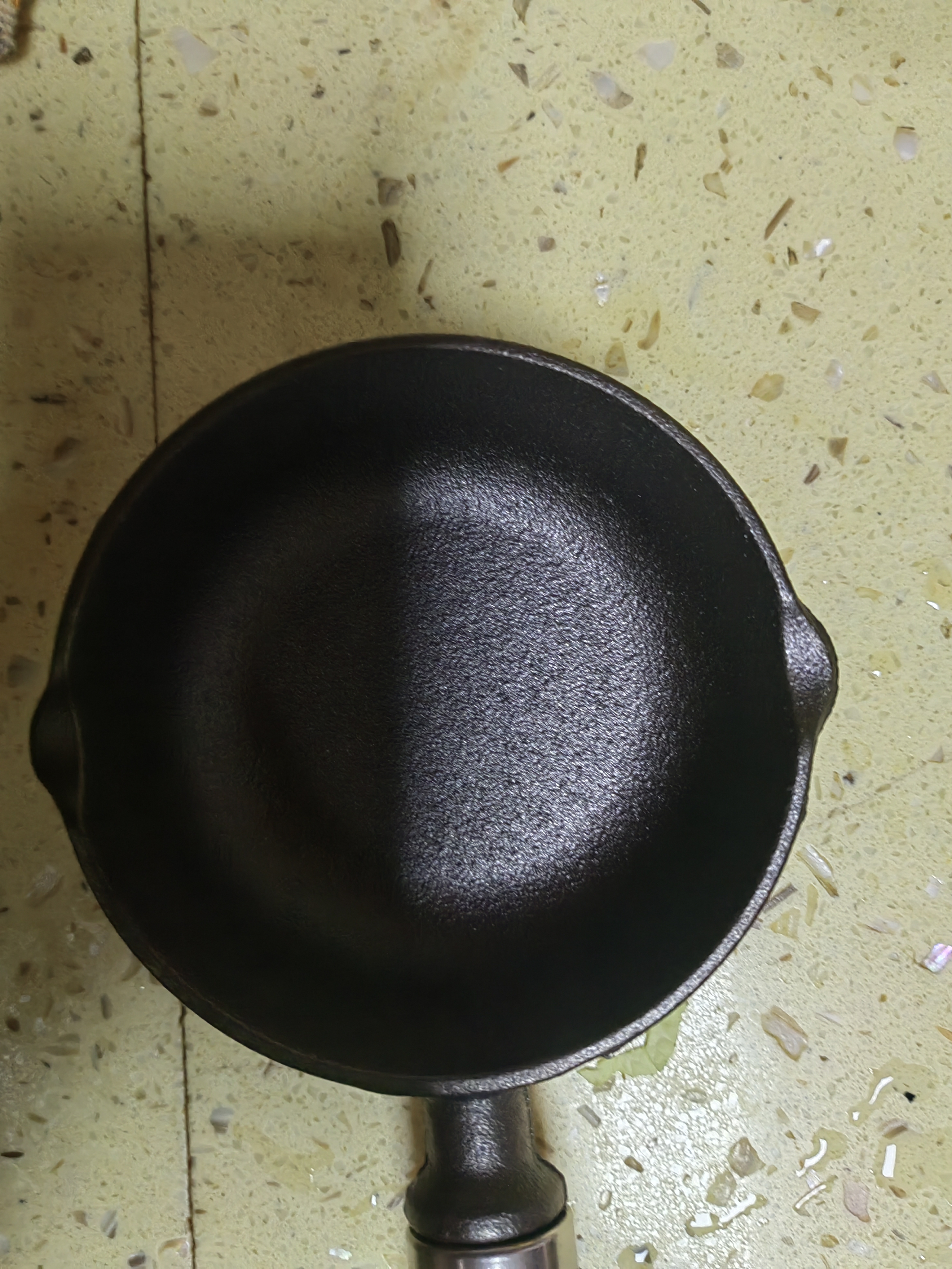 拜杰泼油锅热油小锅迷你铸铁煎蛋锅平底锅烧油淋油浇油专用小铁锅11cm 实拍图