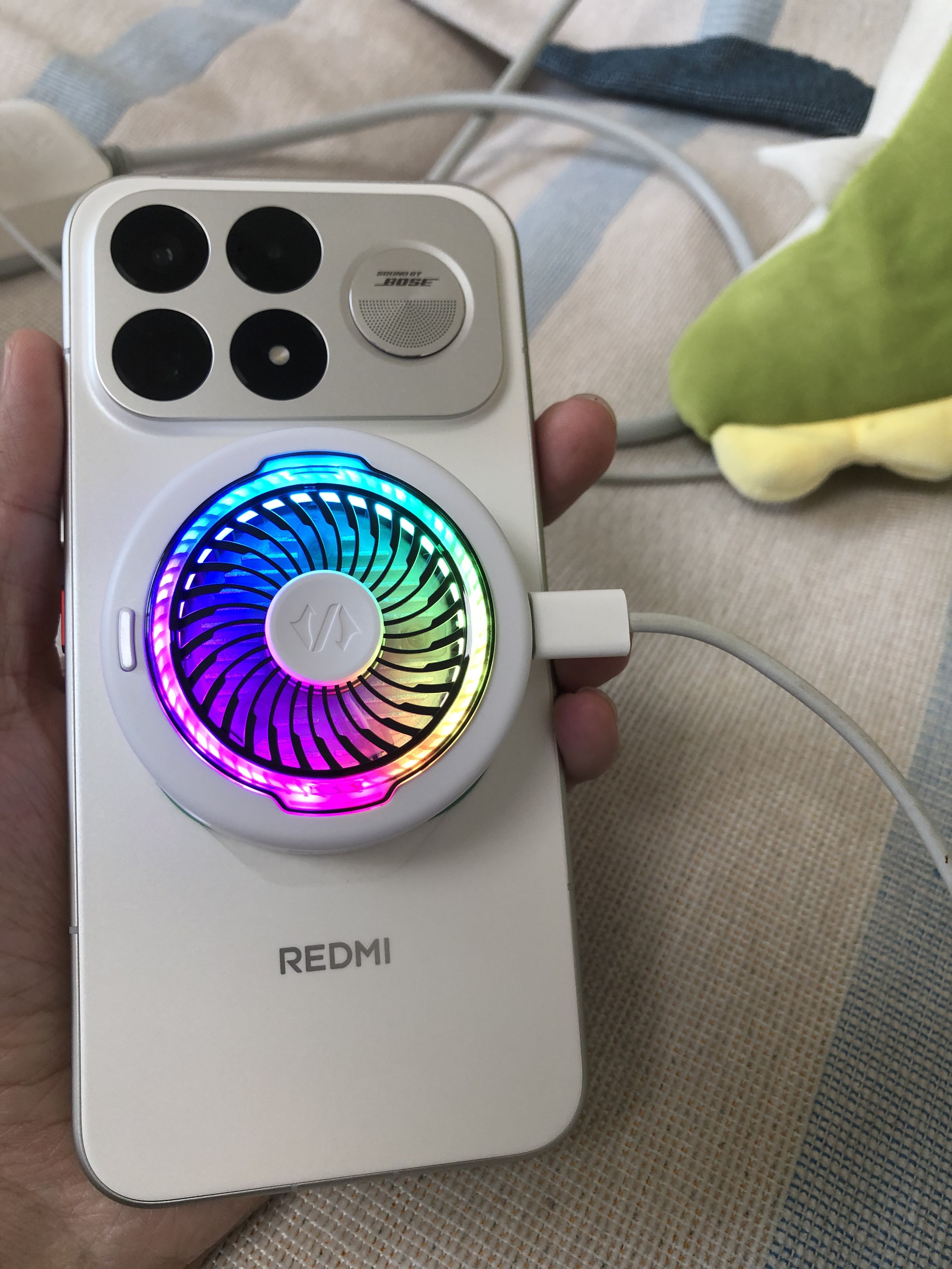 黑鲨5磁吸手机散热器打游戏专用直播降温半导体制冷背夹适用苹果iPhone17Promax平板华为小米红魔一加 实拍图