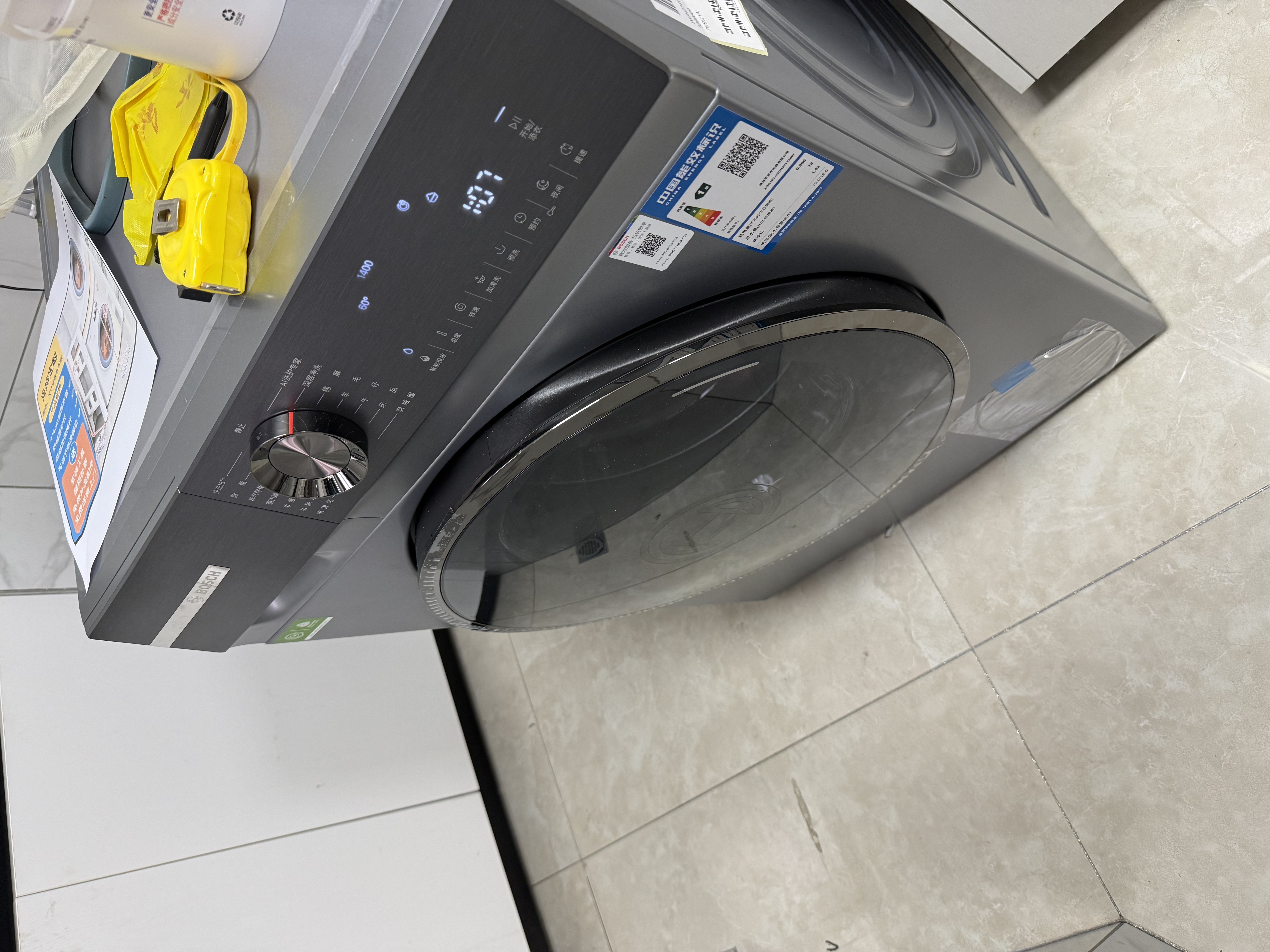 博世（BOSCH）MONZA 6系 12KG大容量家用全自动滚筒洗衣机 1.42高洗净比深层净洗 蒸汽除皱 AI智洗WGH274Y80W 晒单实拍图