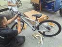 京东京造 XC350山地自行车铝合金禧玛诺21速油压碟刹成年人学生15寸时空银 实拍图