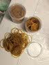 得力（deli）【超级爆款】100g筒装耐用橡皮筋/橡胶圈/牛皮筋 高弹力不易断 财务办公用品 3215 实拍图